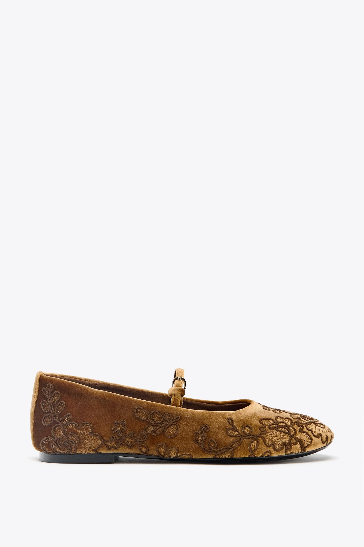 VELVET-EFFECT EMBROIDERED BALLET FLATS