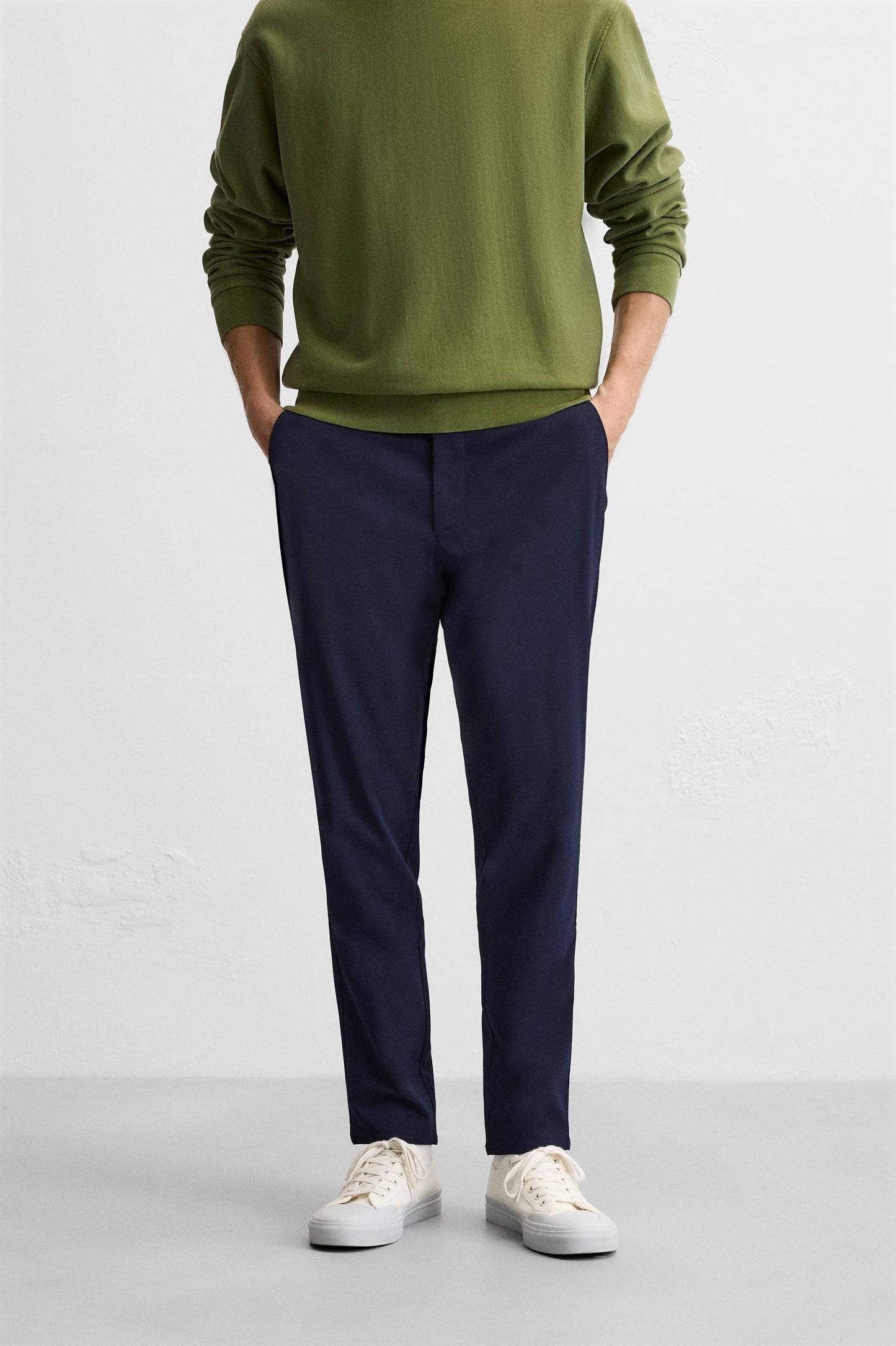 SLIM FIT STRETCH PANTS