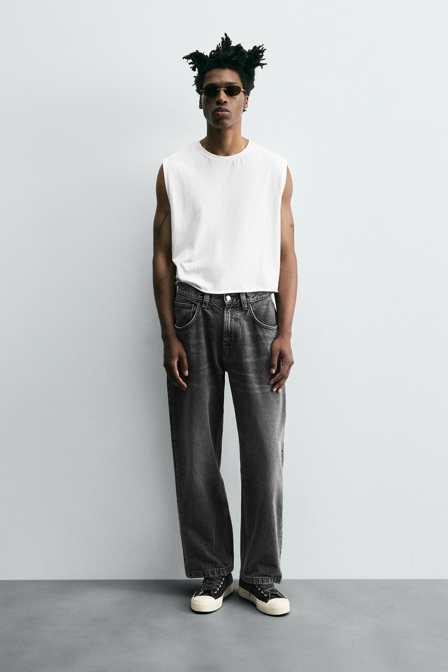BAGGY FIT JEANS