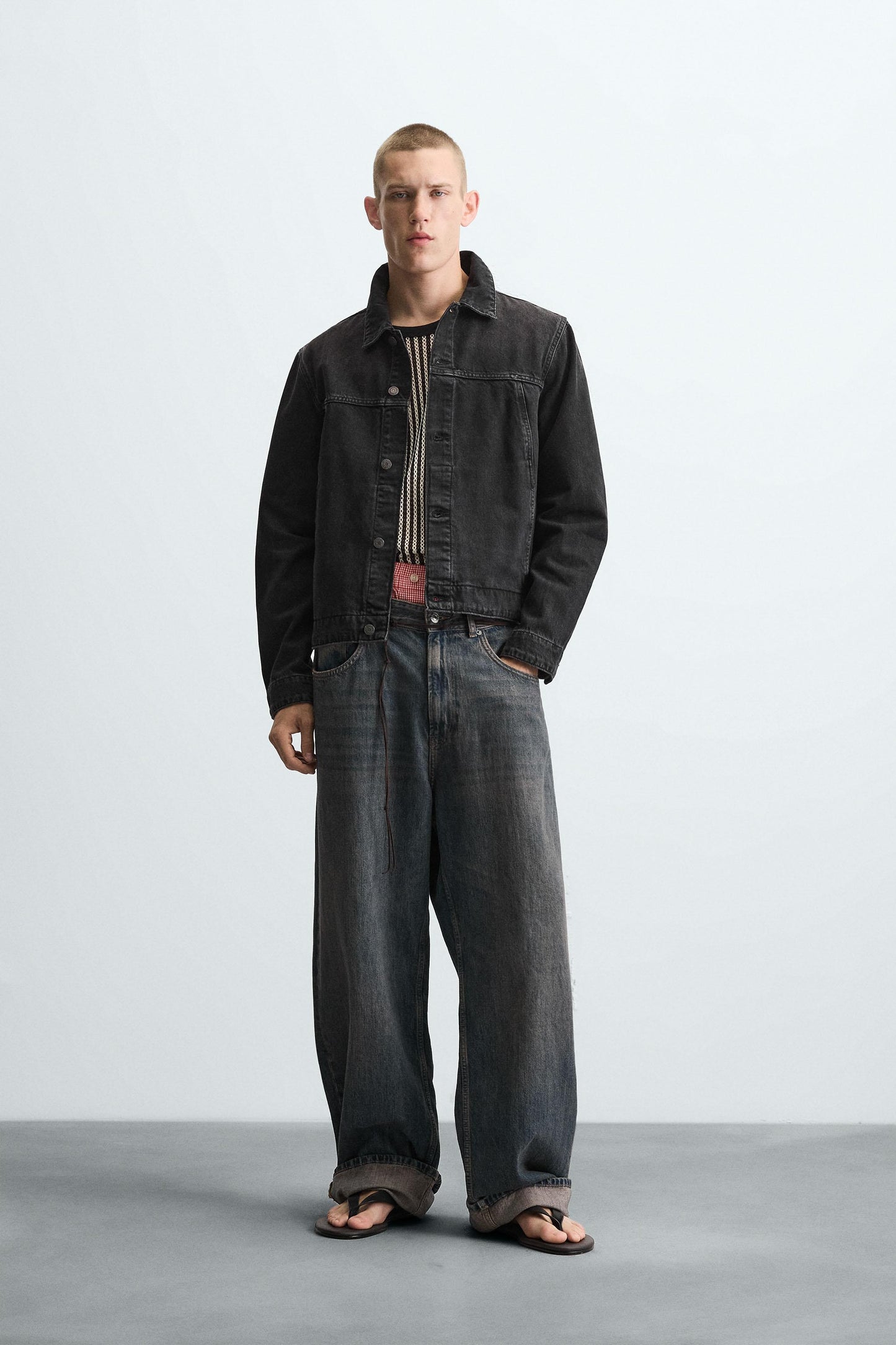 BASIC DENIM JACKET