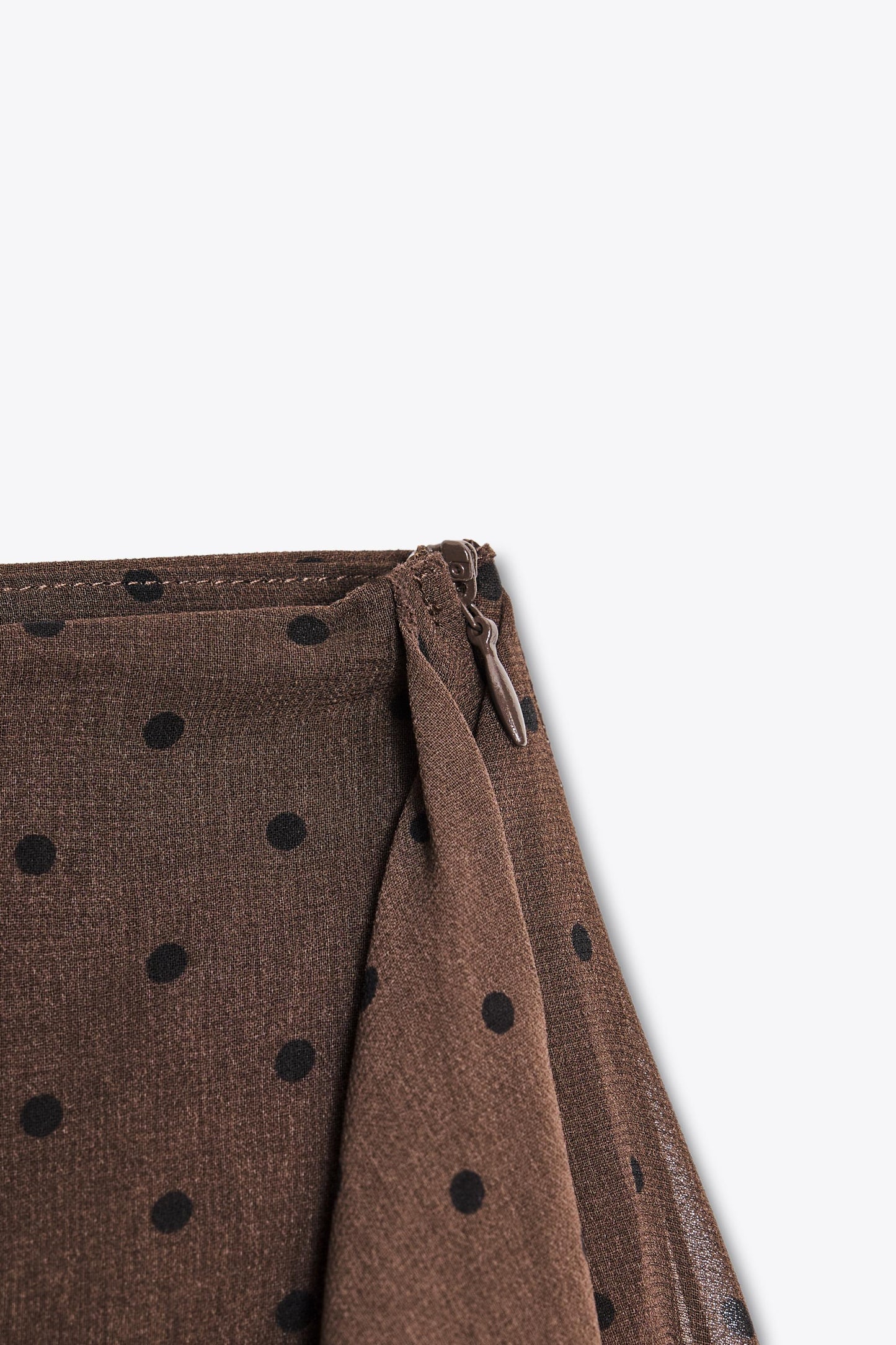 RUFFLE SKORT