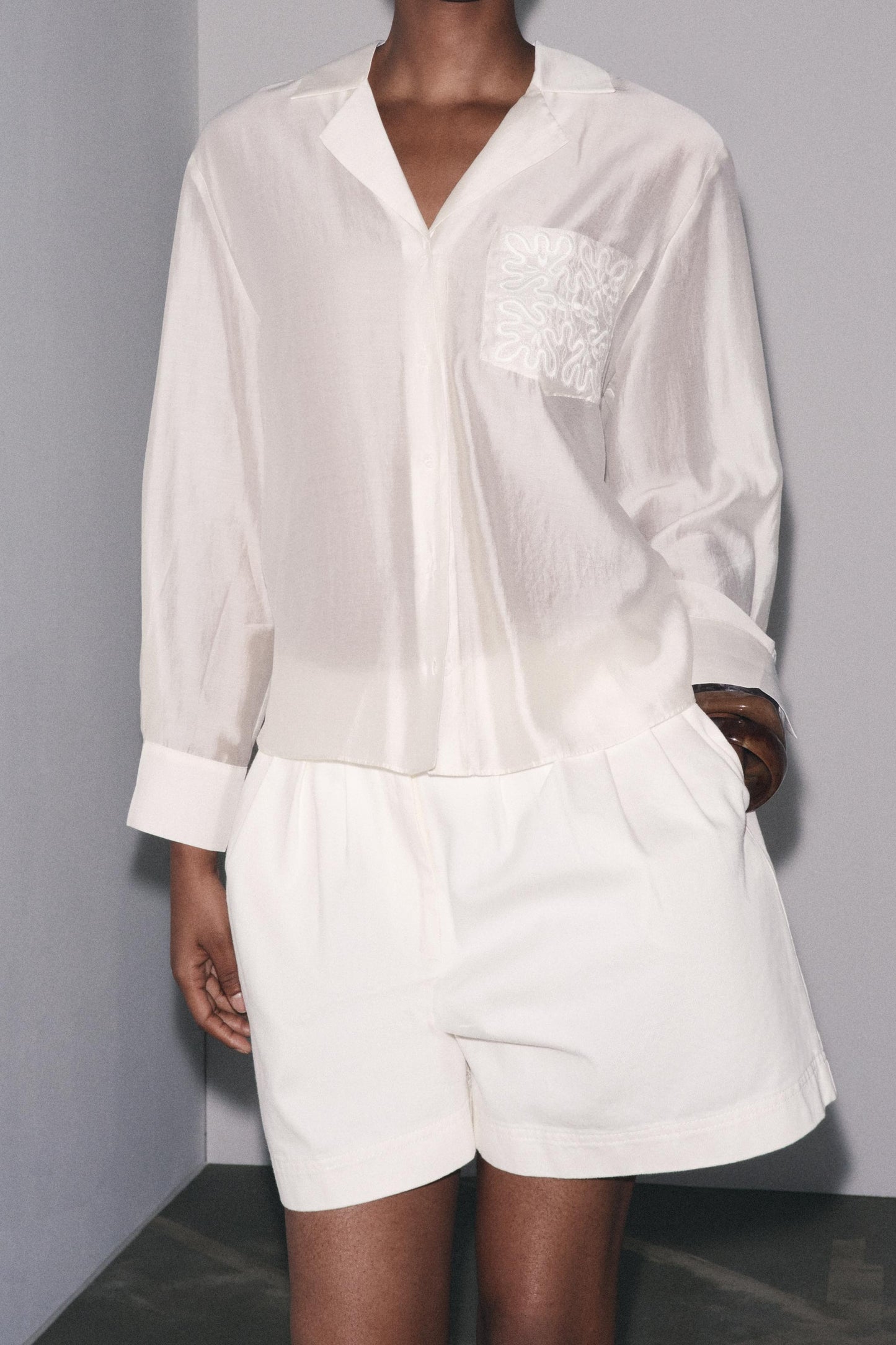 ZW COLLECTION PLEATED BERMUDA SHORTS