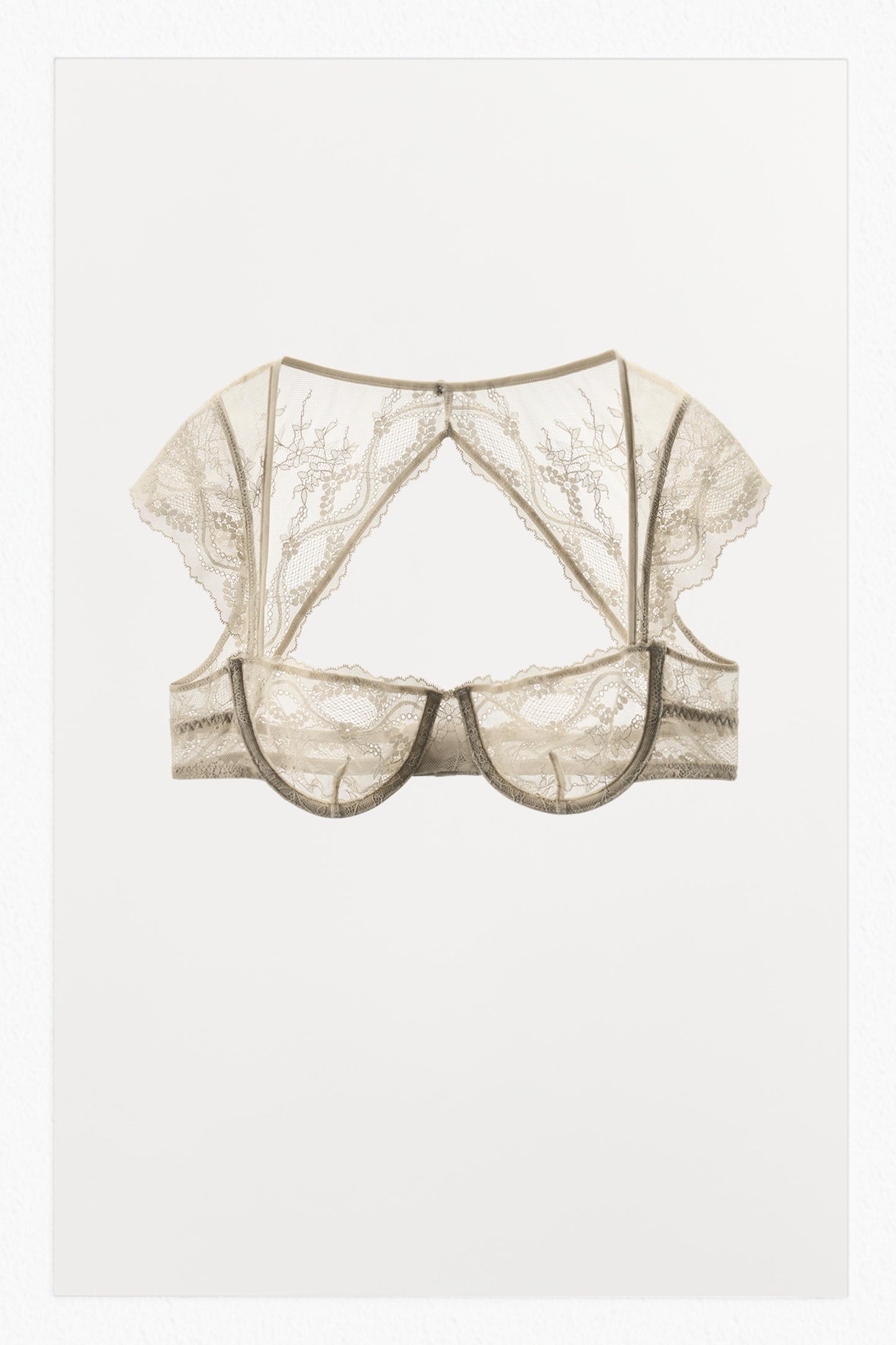 UNDERWIRE LACE BRALETTE