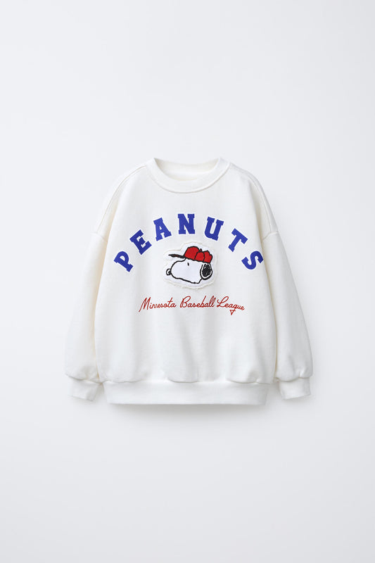 SNOOPY PEANUTS™ PATCH SWEATSHIRT
