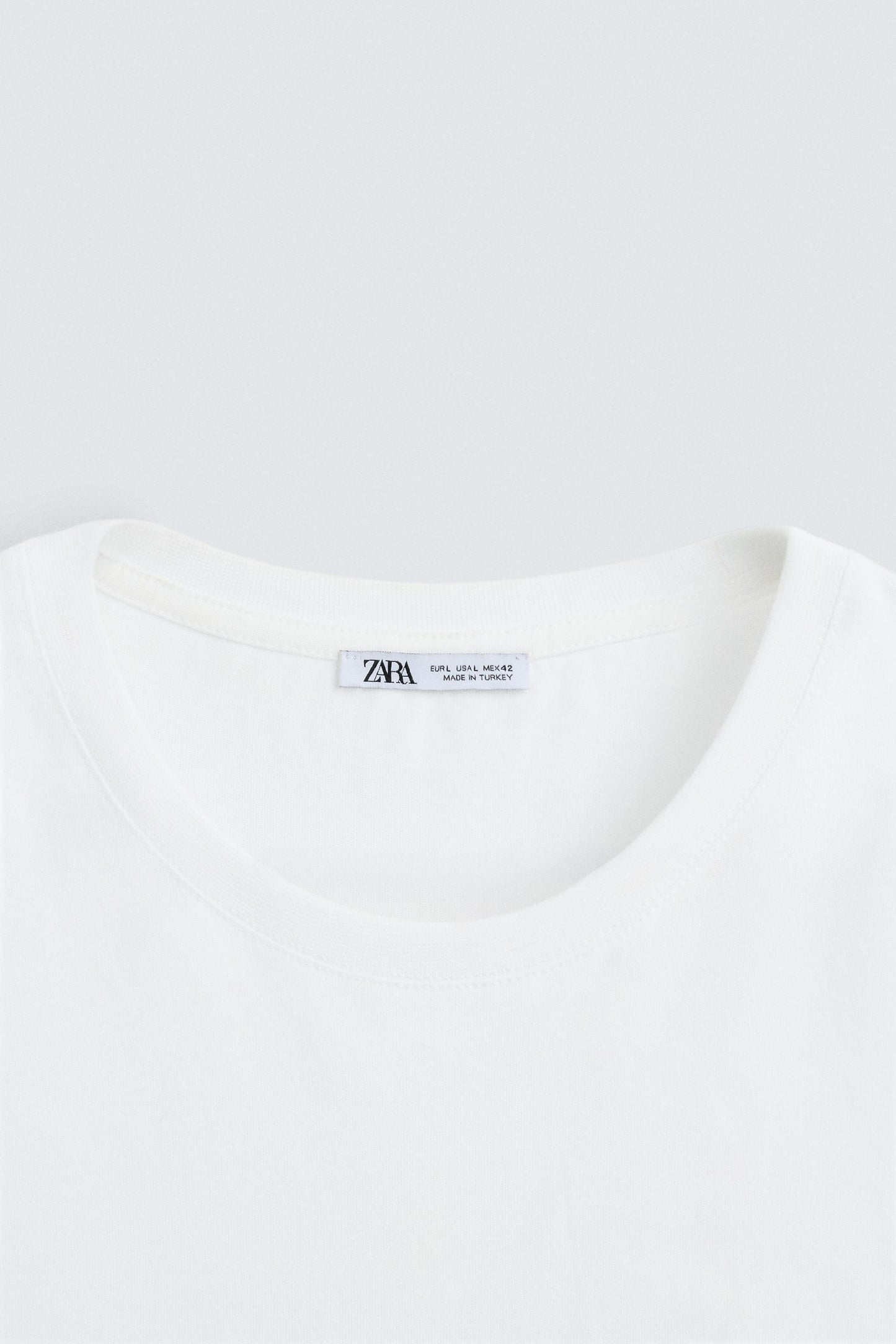 BASIC MEDIUM WEIGHT T-SHIRT