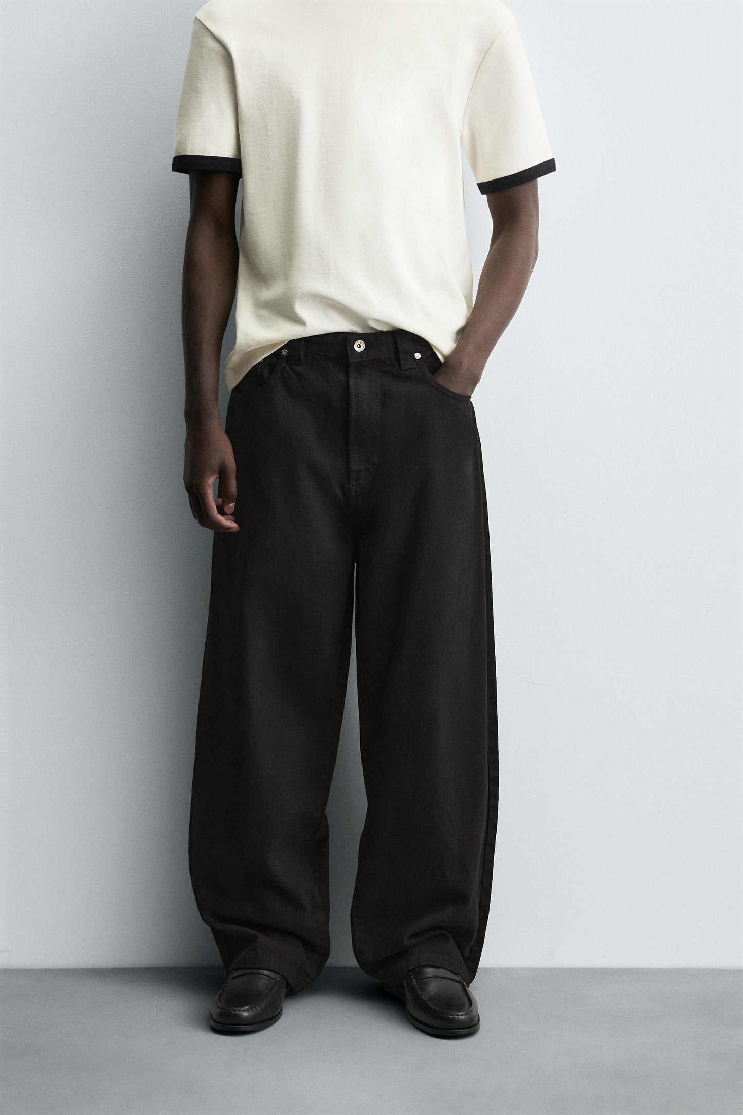 BALLOON FIT JEANS
