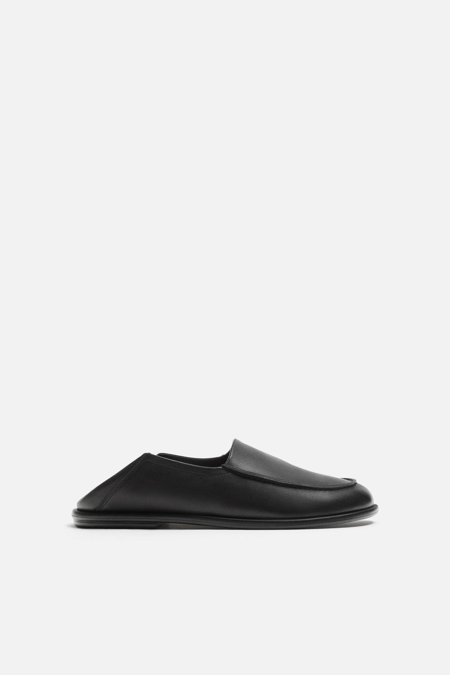 LEATHER LOAFERS