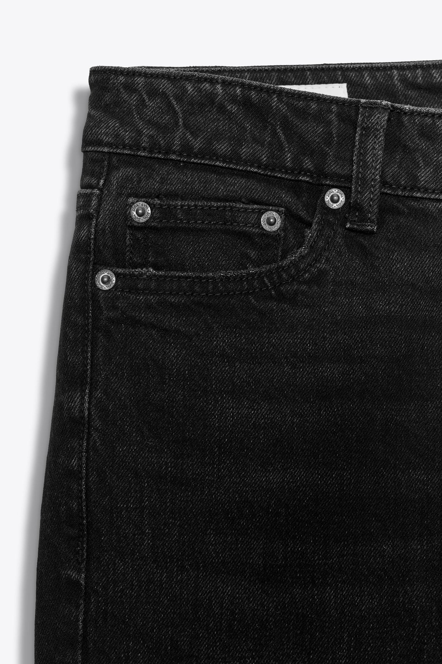 LOW RISE STRAIGHT JEANS TRF