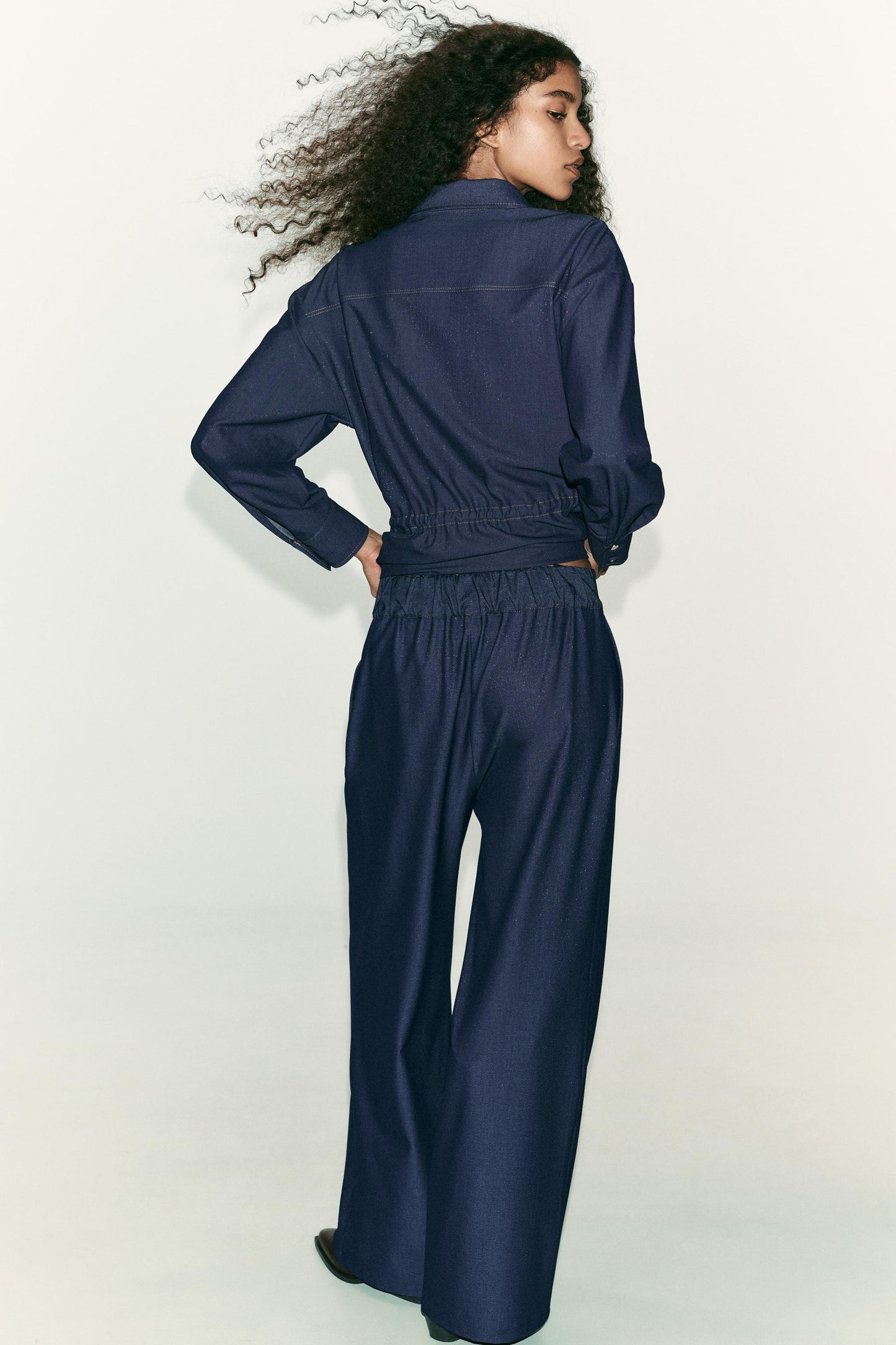STITCHED WIDE LEG PANTS