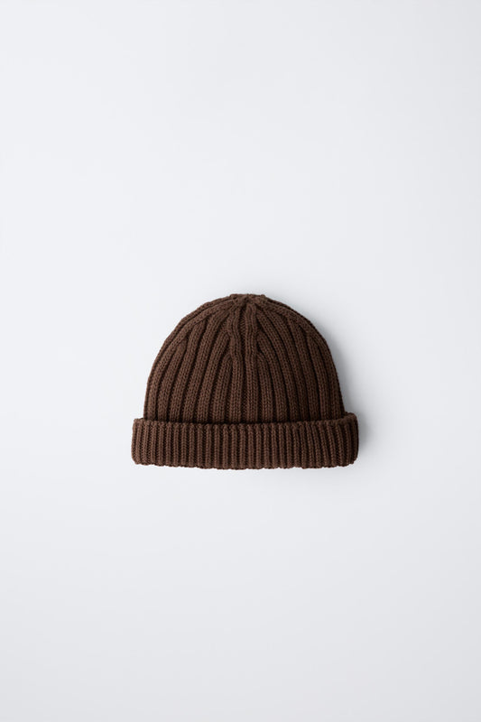 CHUNKY KNIT HAT