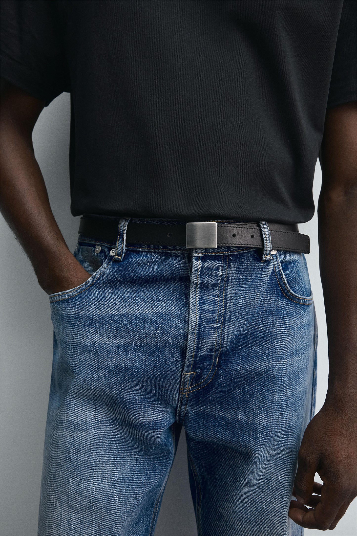 LIMITED EDITION PLATE BUCKLE LEATHER BELT