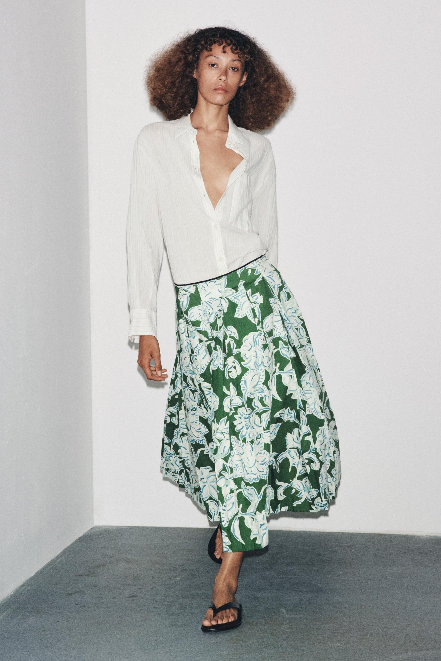 PLEATED FLORAL SKIRT ZW COLLECTION
