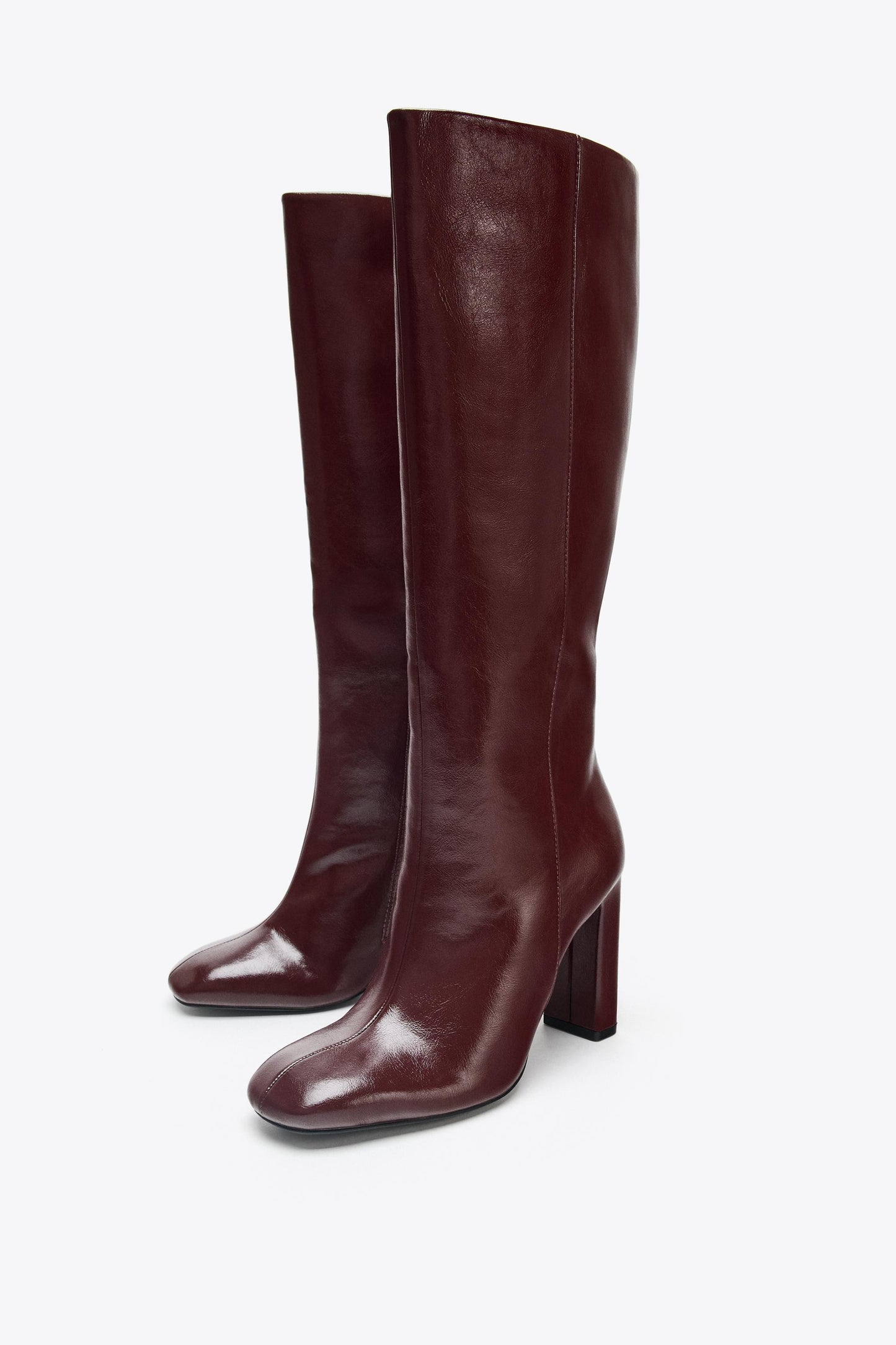 WIDE HEELED BOOTS