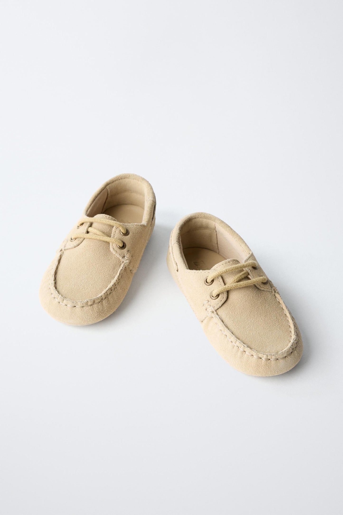 LEATHER LOAFERS