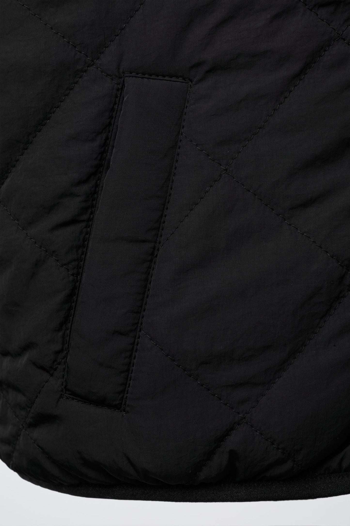 REVERSIBLE FLEECE VEST