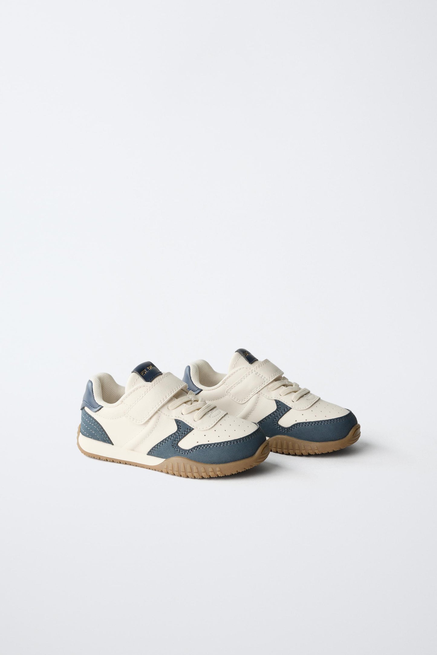 COMBINED SNEAKERS