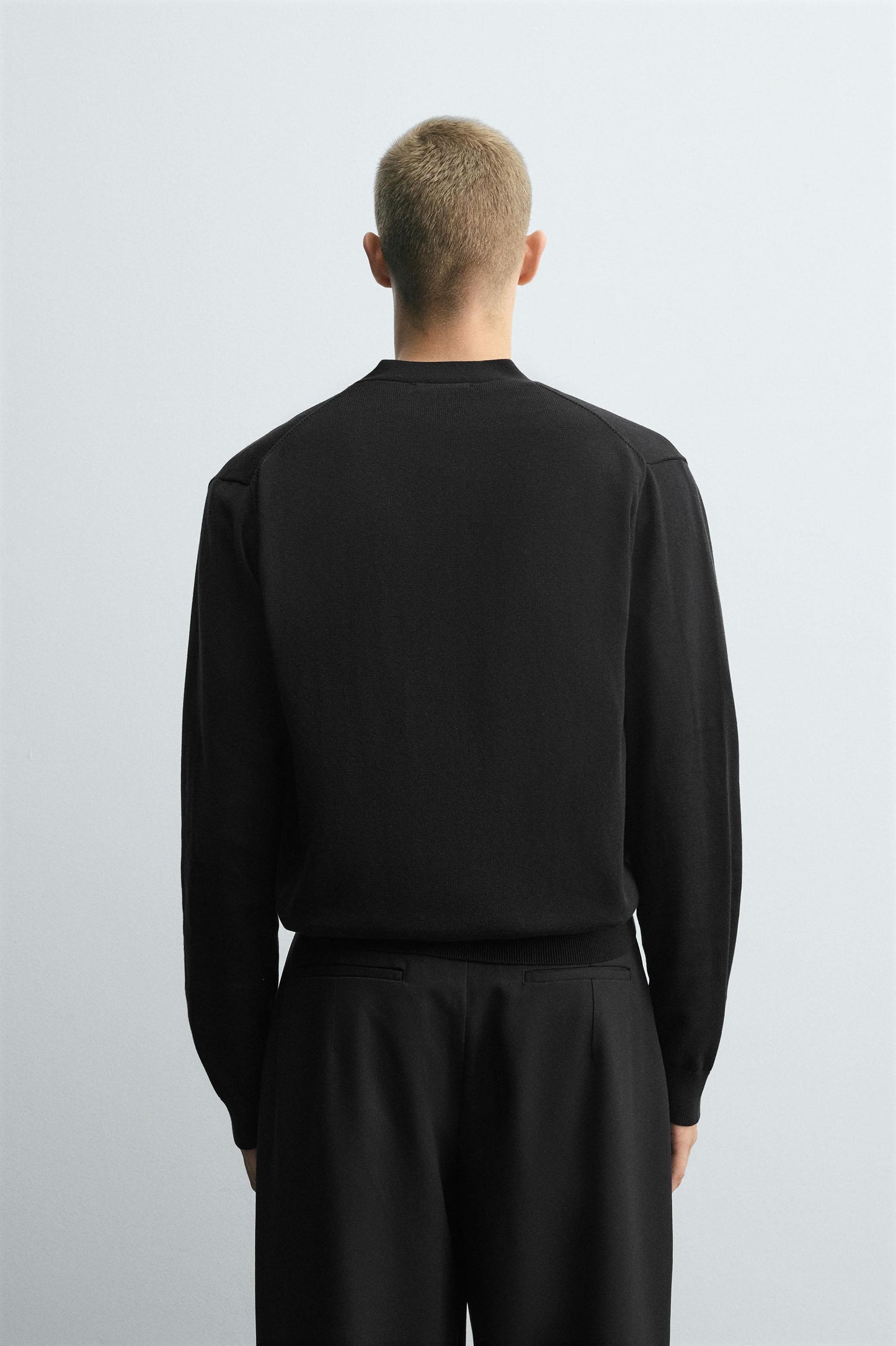LIGHTWEIGHT STRUCTURED CARDIGAN