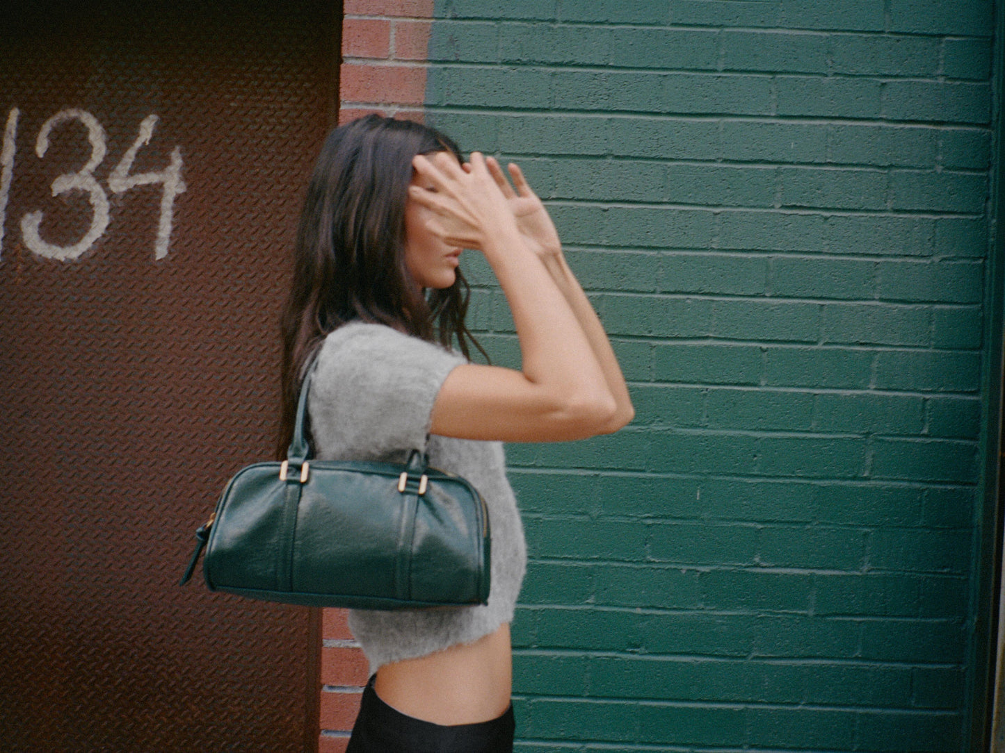 ZIPPED BOWLING BAG