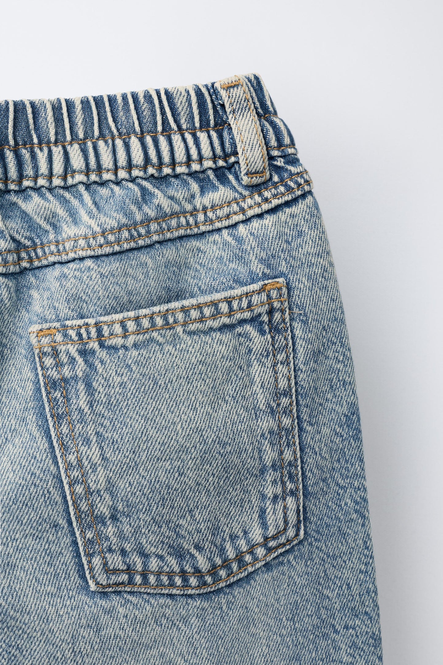 BAGGY JEANS