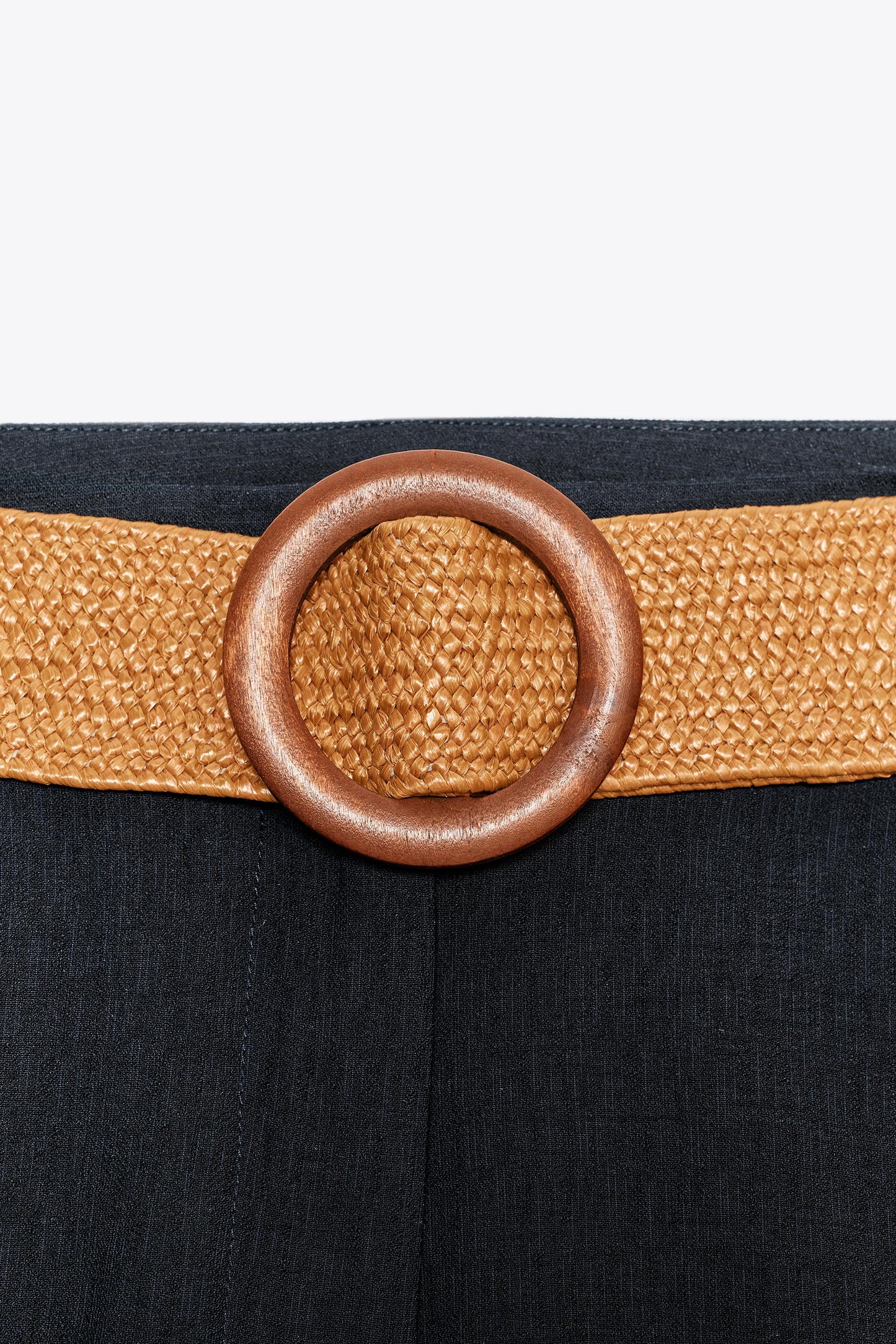 PLEATED BELT SHORTS