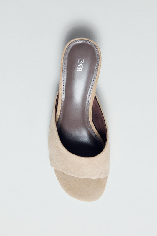 SUEDE KITTEN HEEL SANDALS