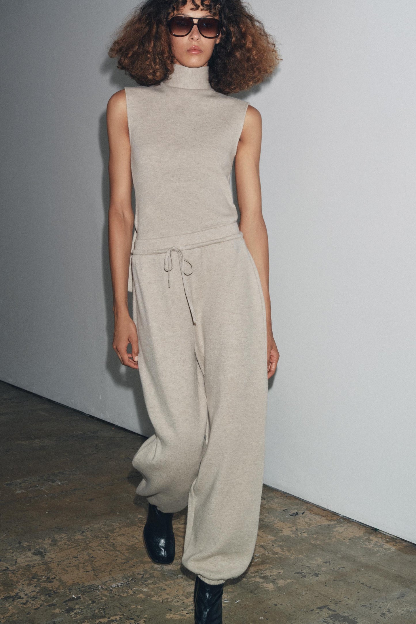 SOFT SCARF TOP