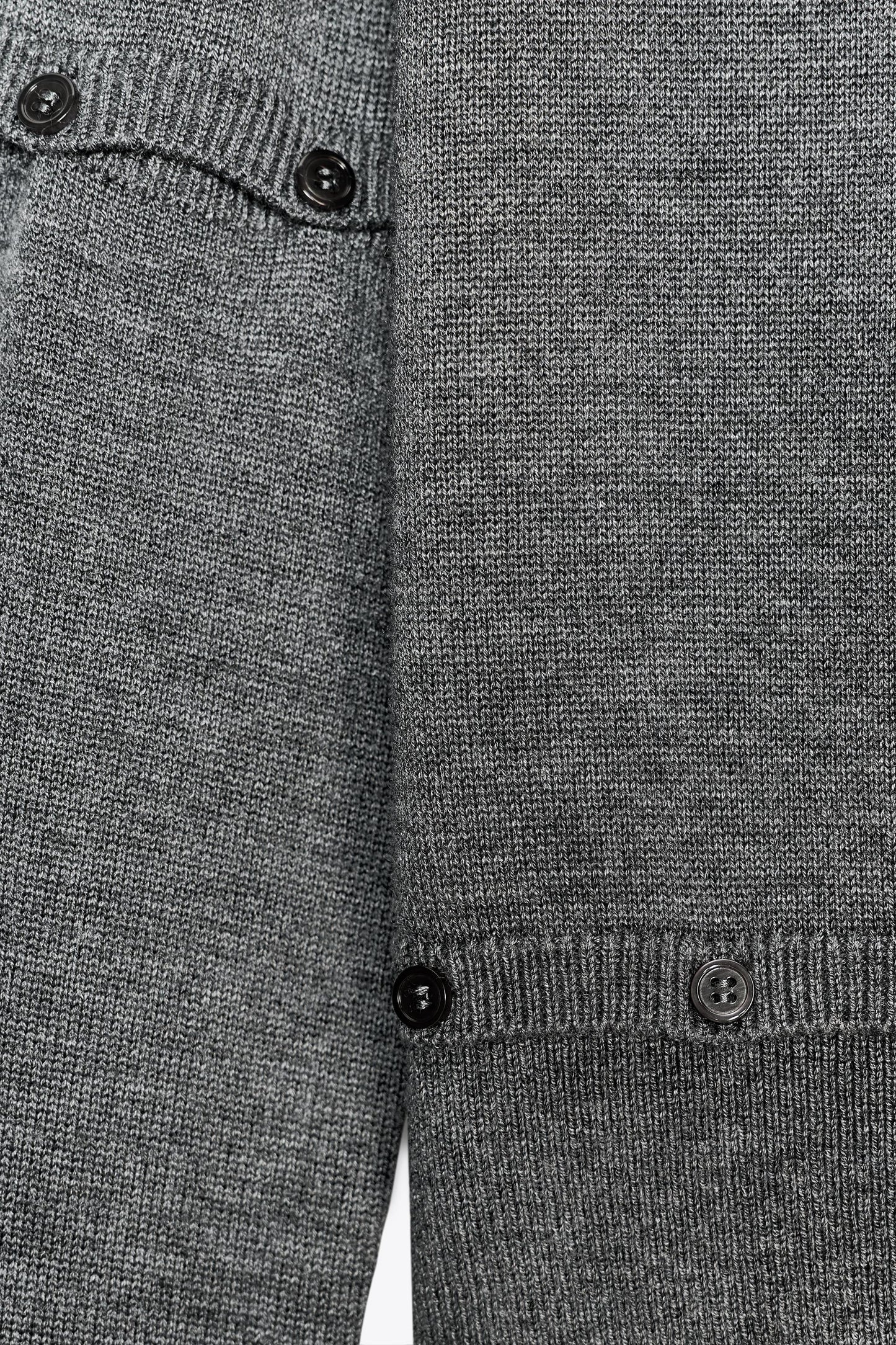 BUTTON KNIT DETACHABLE SWEATER