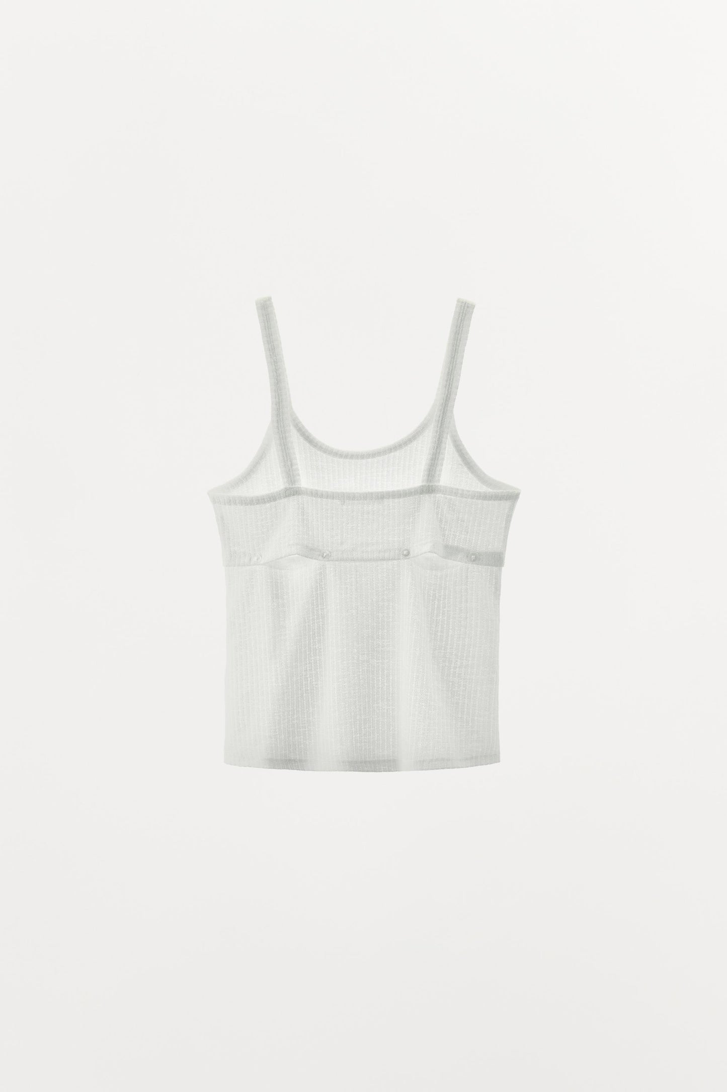 BUTTON KNIT TOP