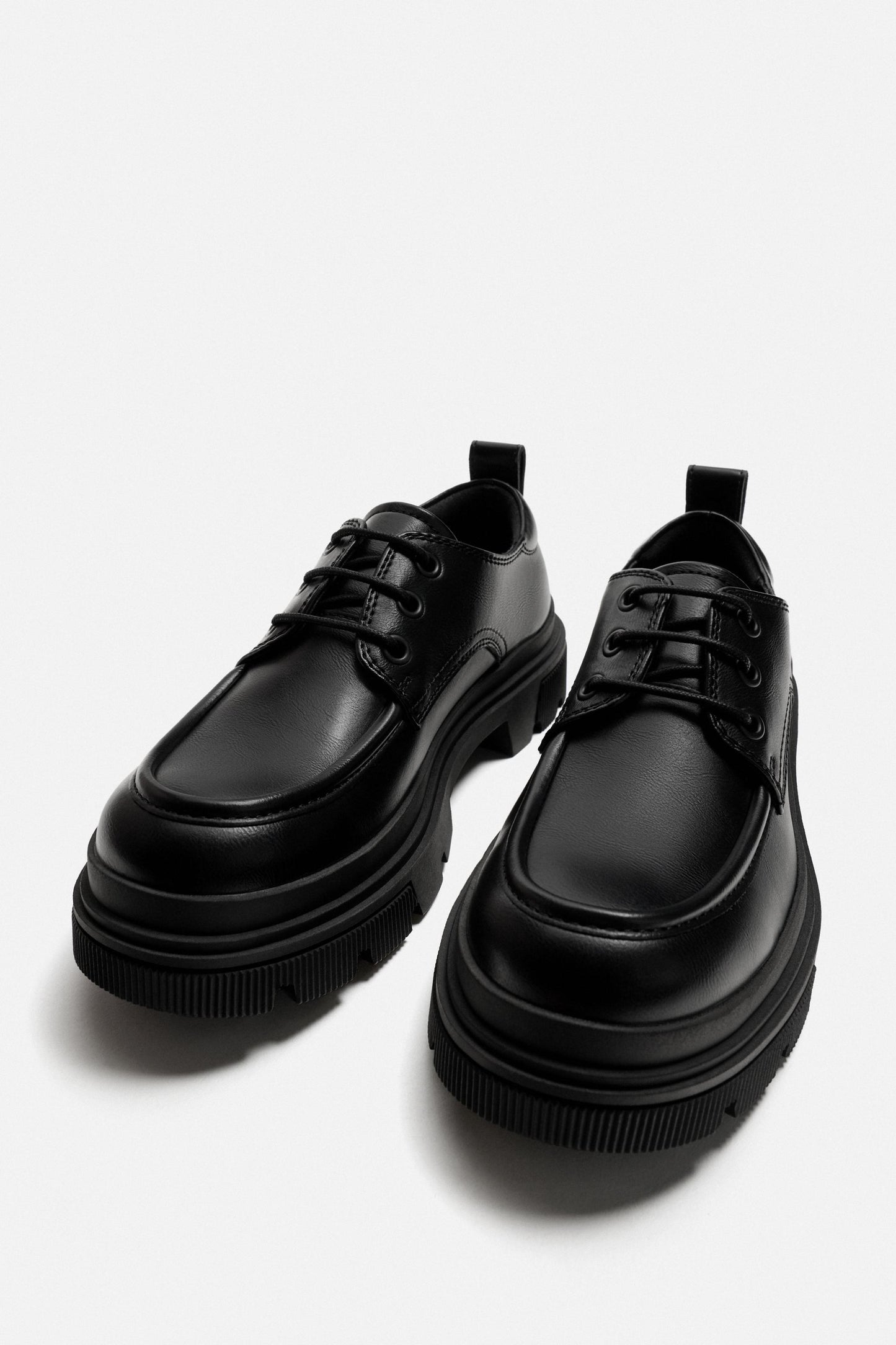 CHUNKY MOC TOE SHOES