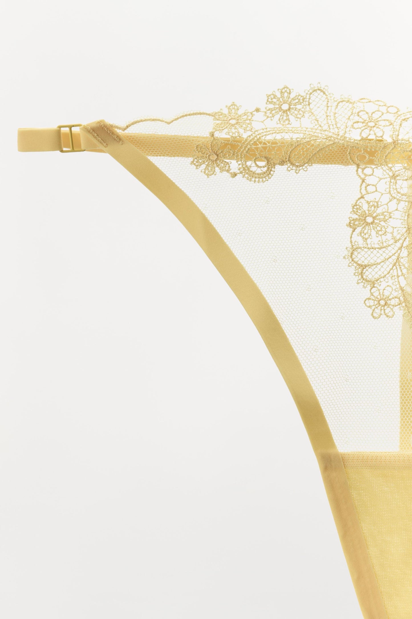 LACE THONG