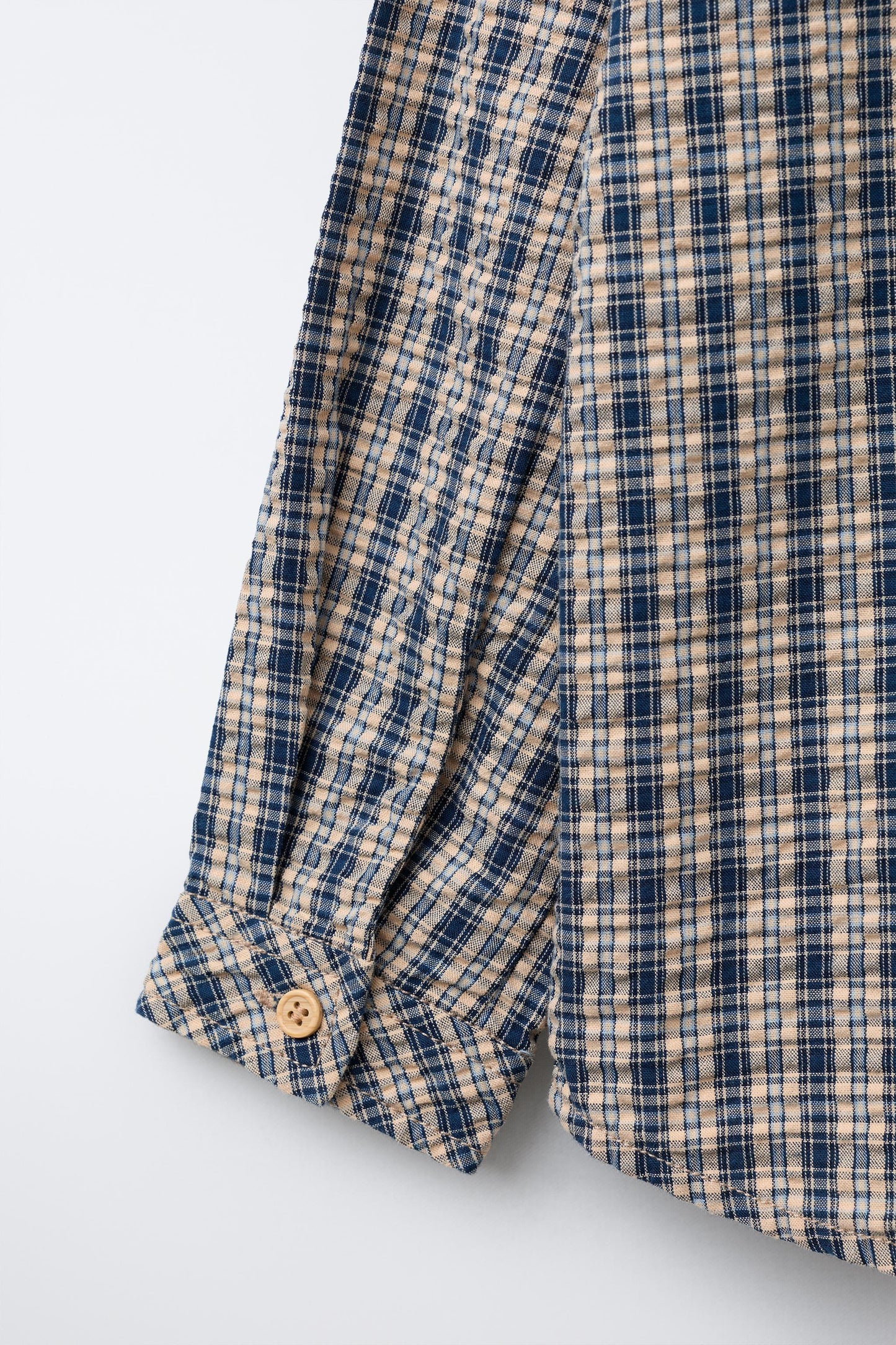 PLAID SHIRT SNOOPY PEANUTS™