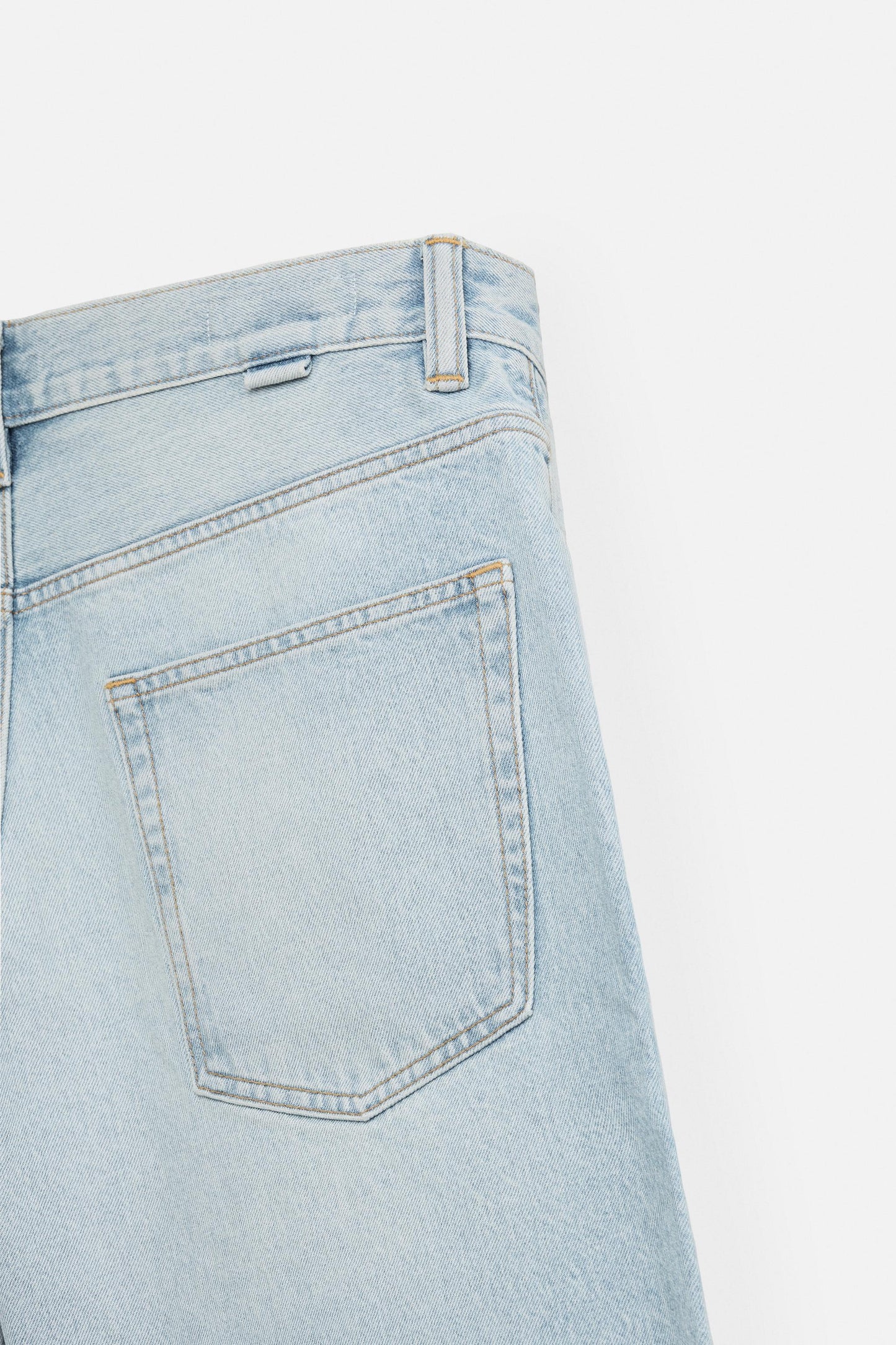 BAGGY FIT DENIM SHORTS