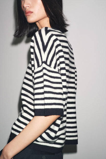100% WOOL STRIPED SWEATER