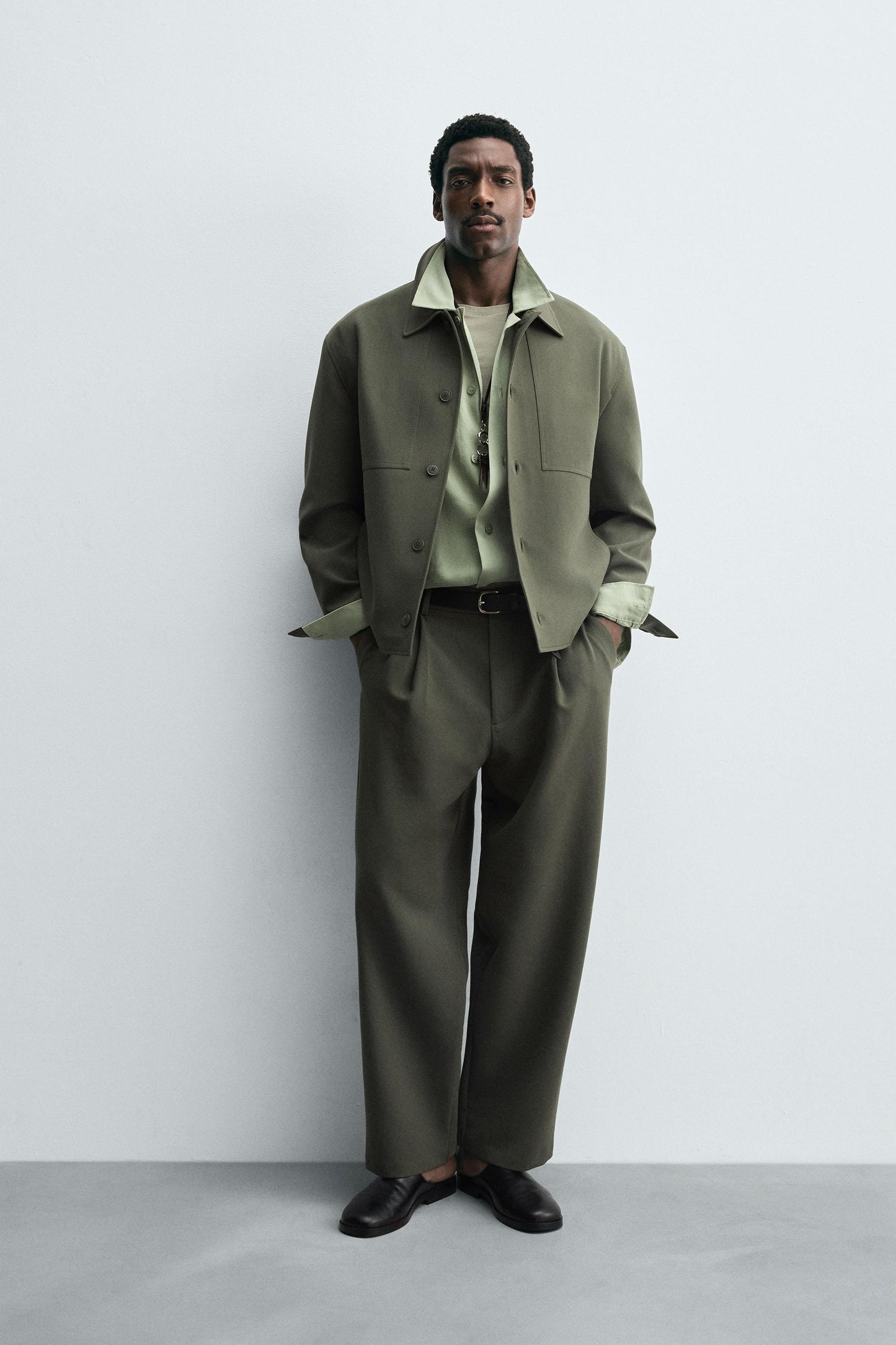 BOXY FIT OVERSHIRT