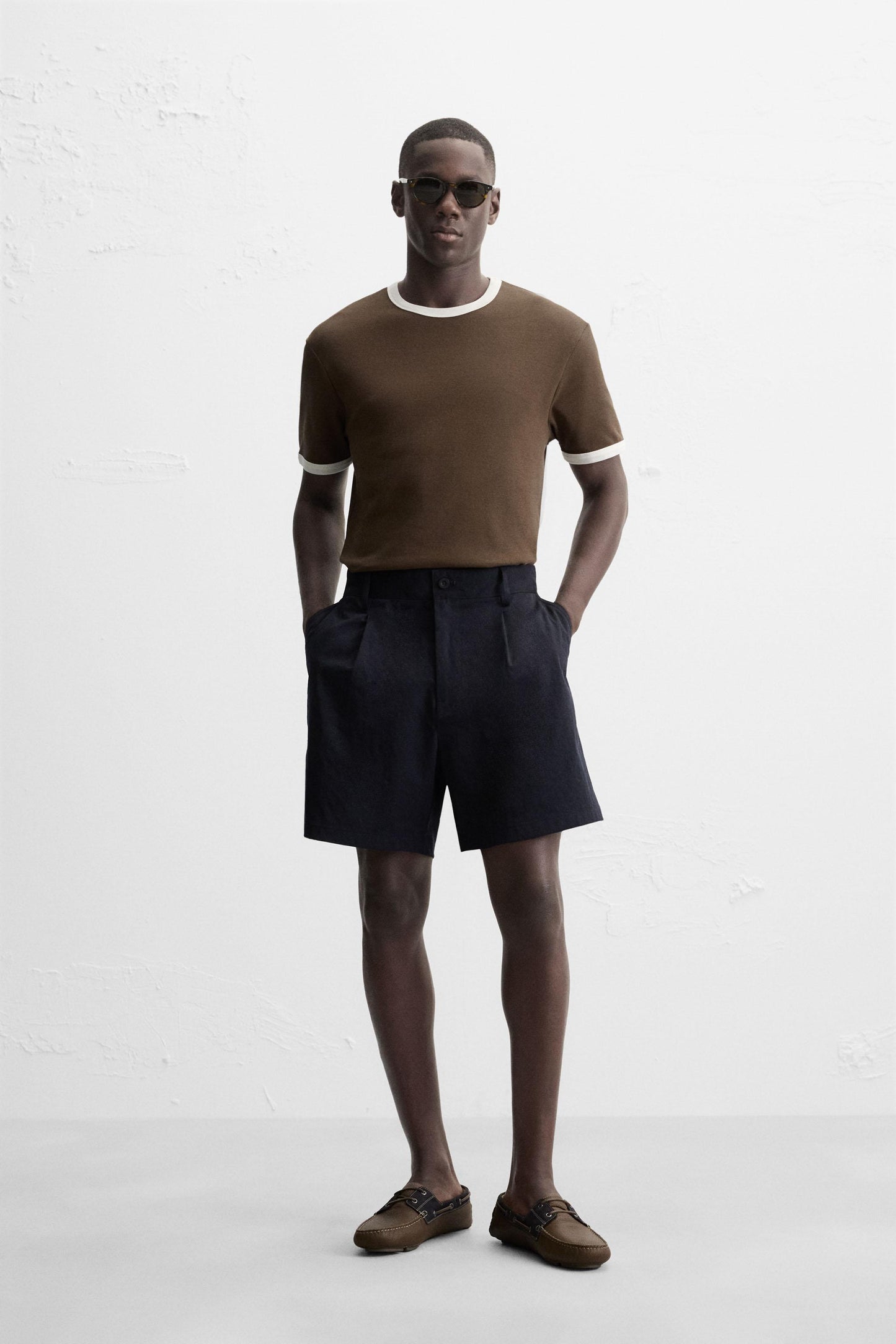 BASIC CONTRAST RIBBED T-SHIRT