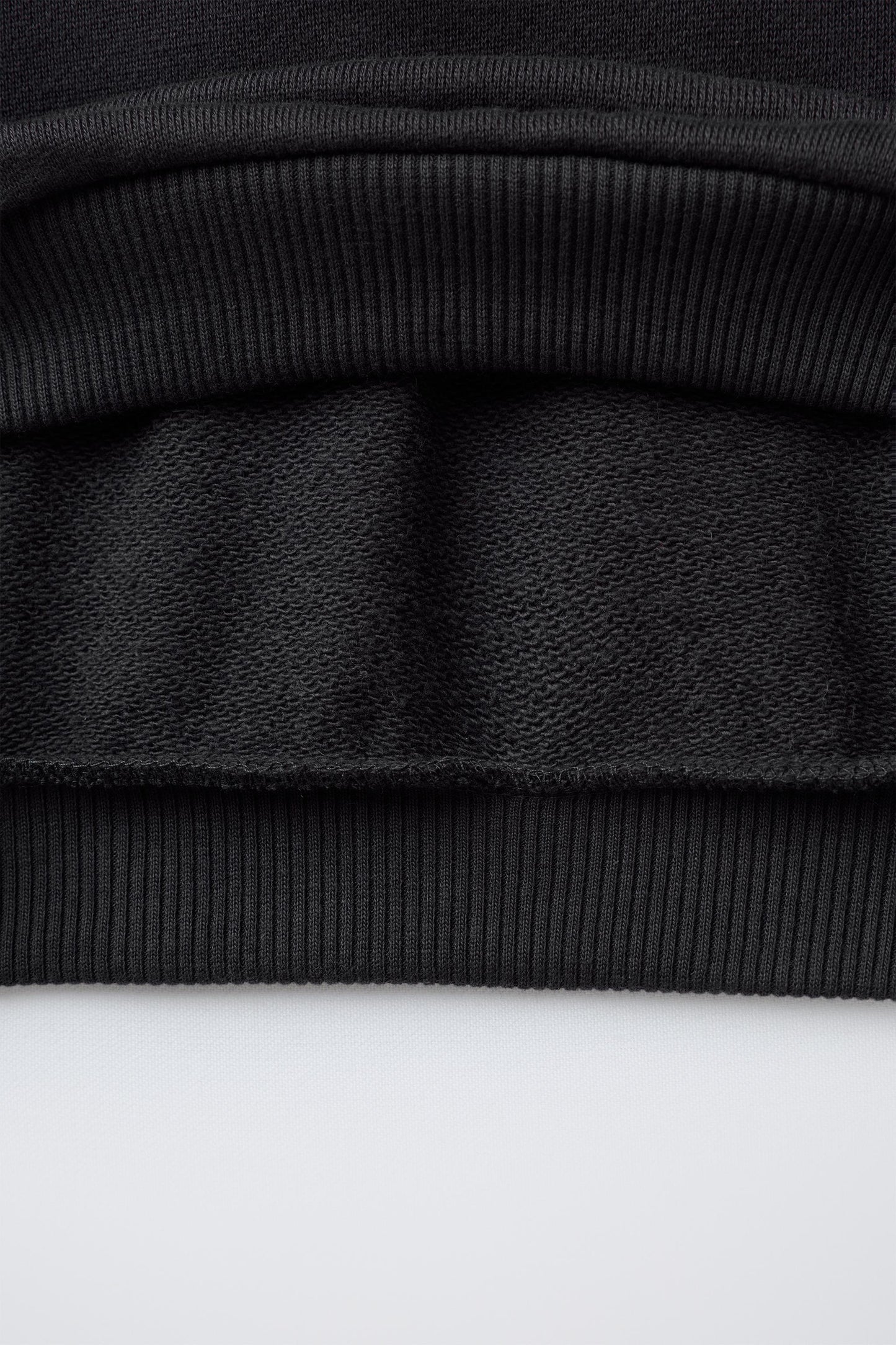 CAR PRINT SWEATSHIRT