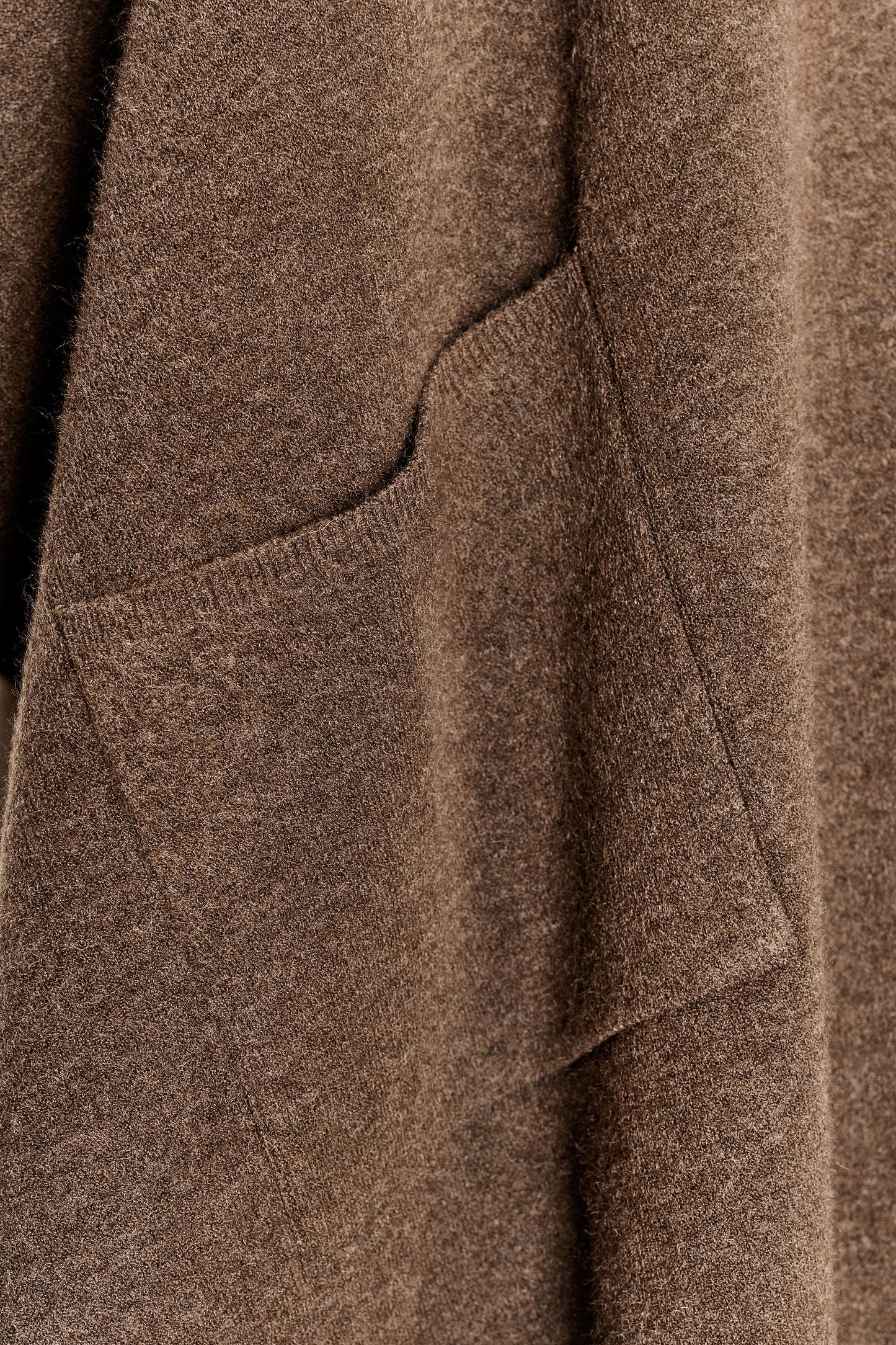 LONG KNIT CAPE