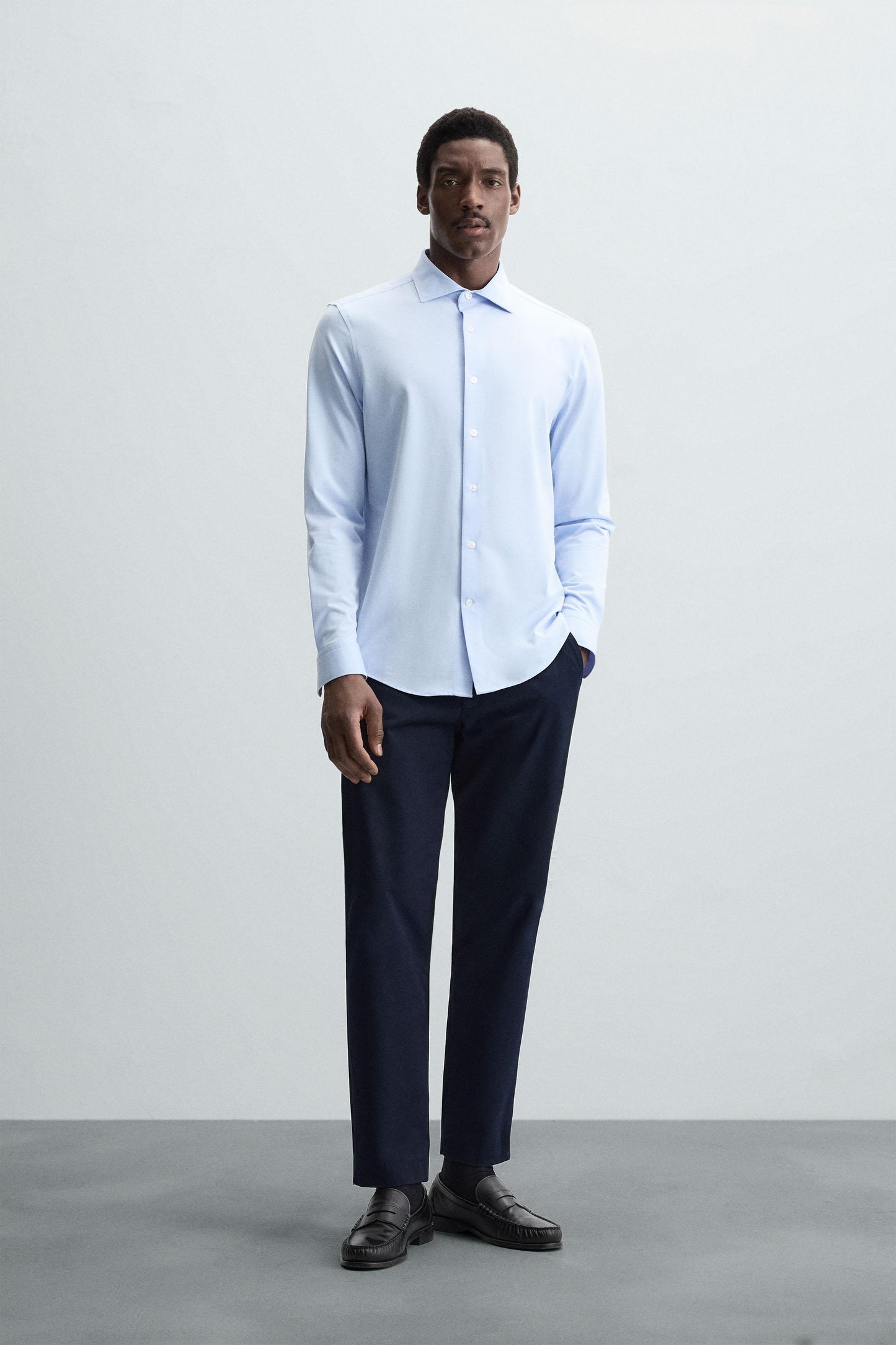 REGULAR FIT SHIRT
