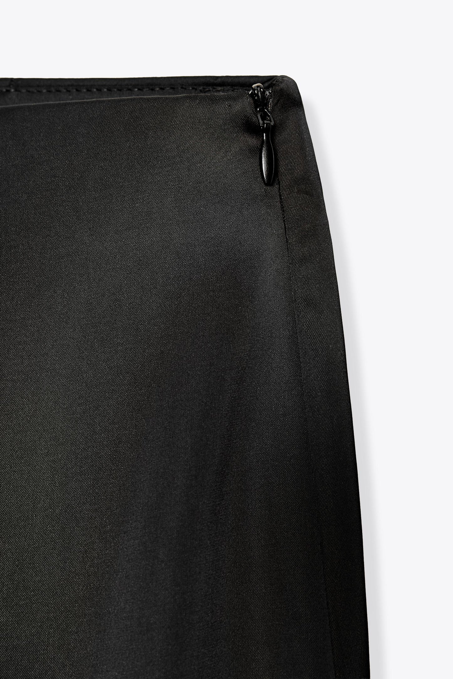 HIGH-WAISTED SATIN PANTS