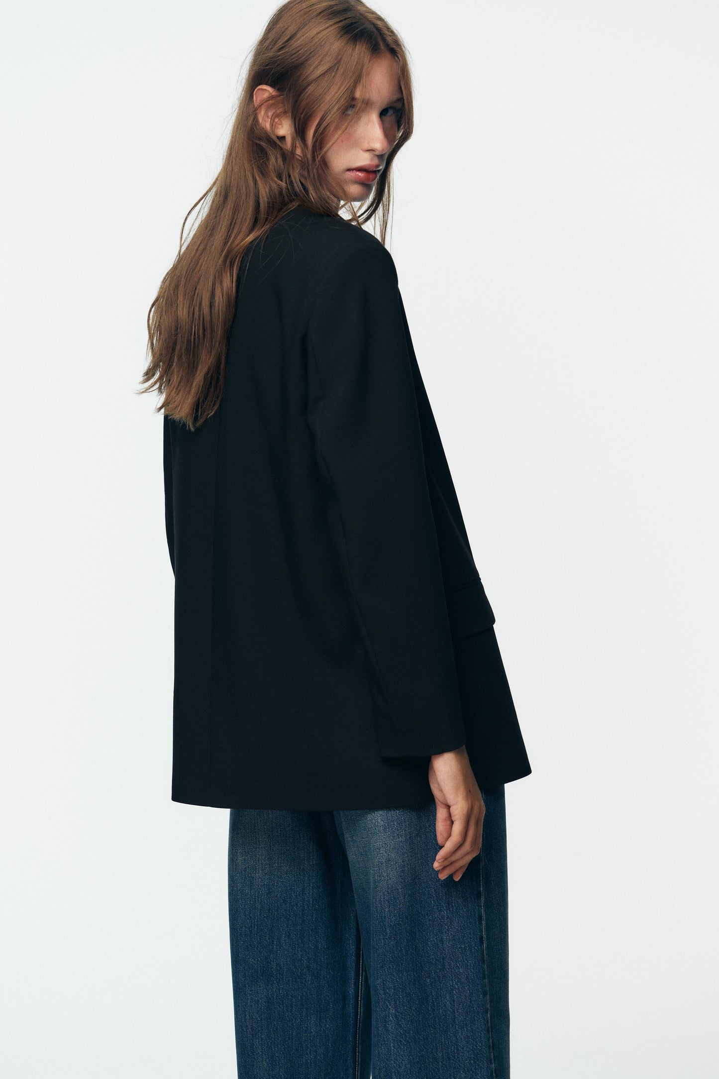OVERSIZED DOUBLE-BREASTED BLAZER