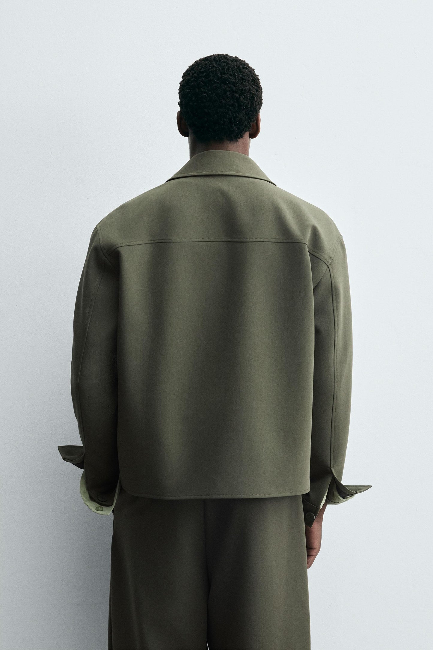 BOXY FIT OVERSHIRT