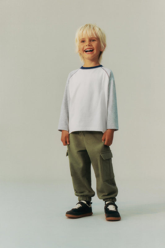 RAGLAN SLEEVE T-SHIRT