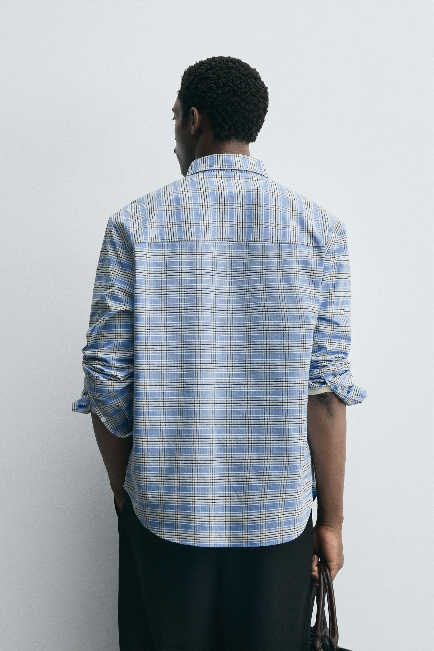BUTTON-DOWN COLLAR PLAID SHIRT