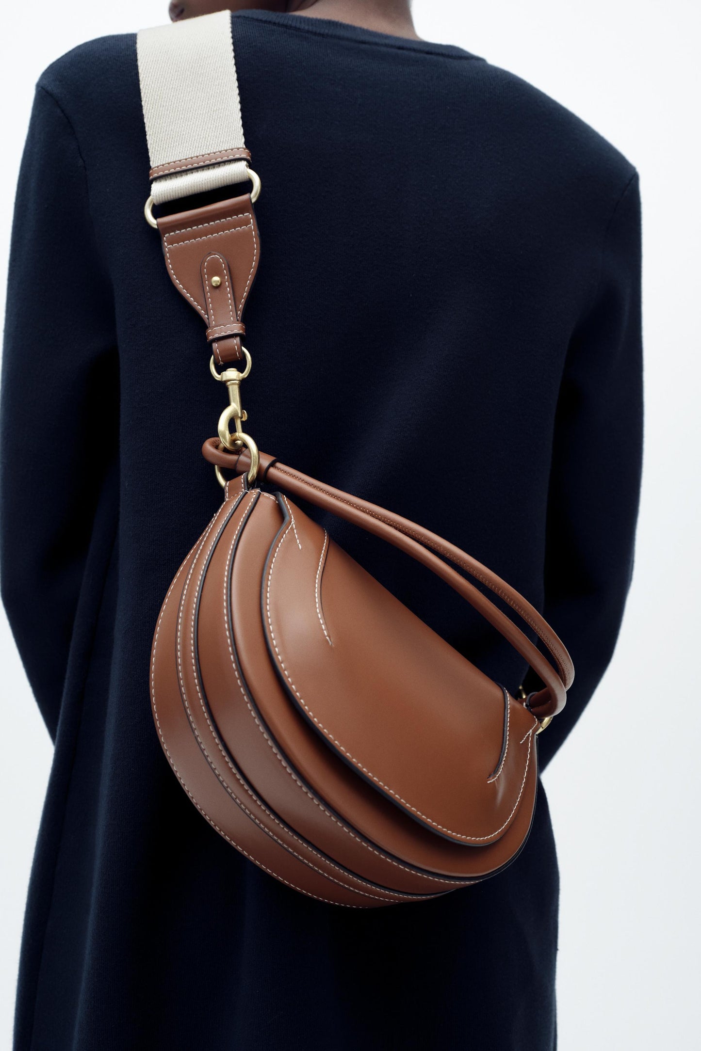 CANVAS STITCH CROSSBODY BAG