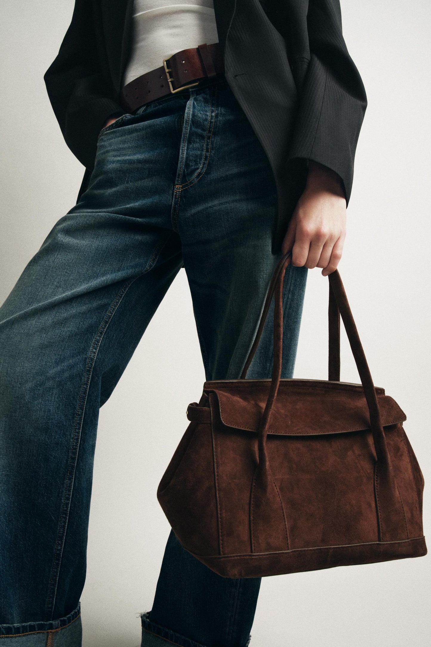 LEATHER CITY BAG