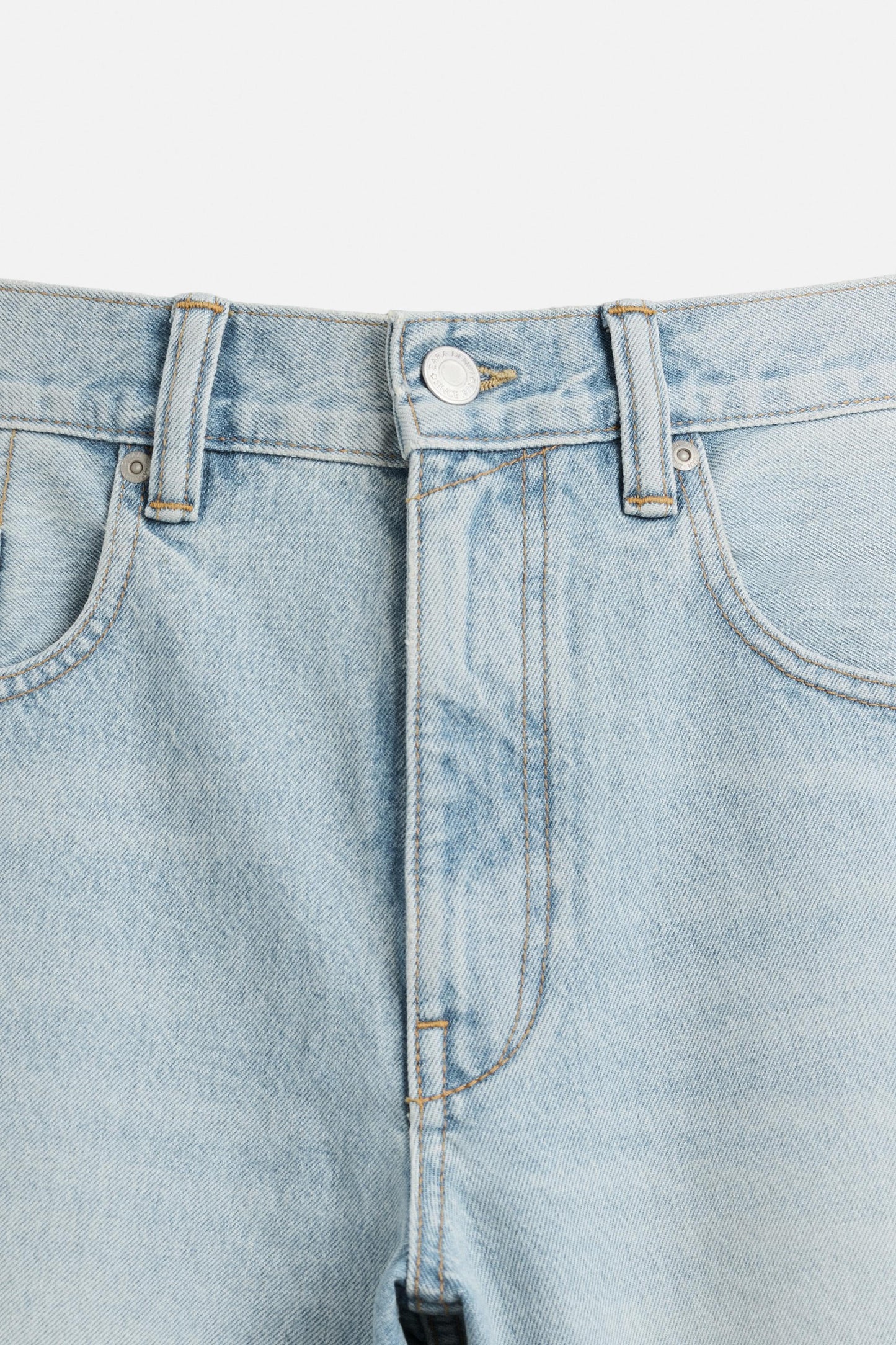 BAGGY FIT DENIM SHORTS