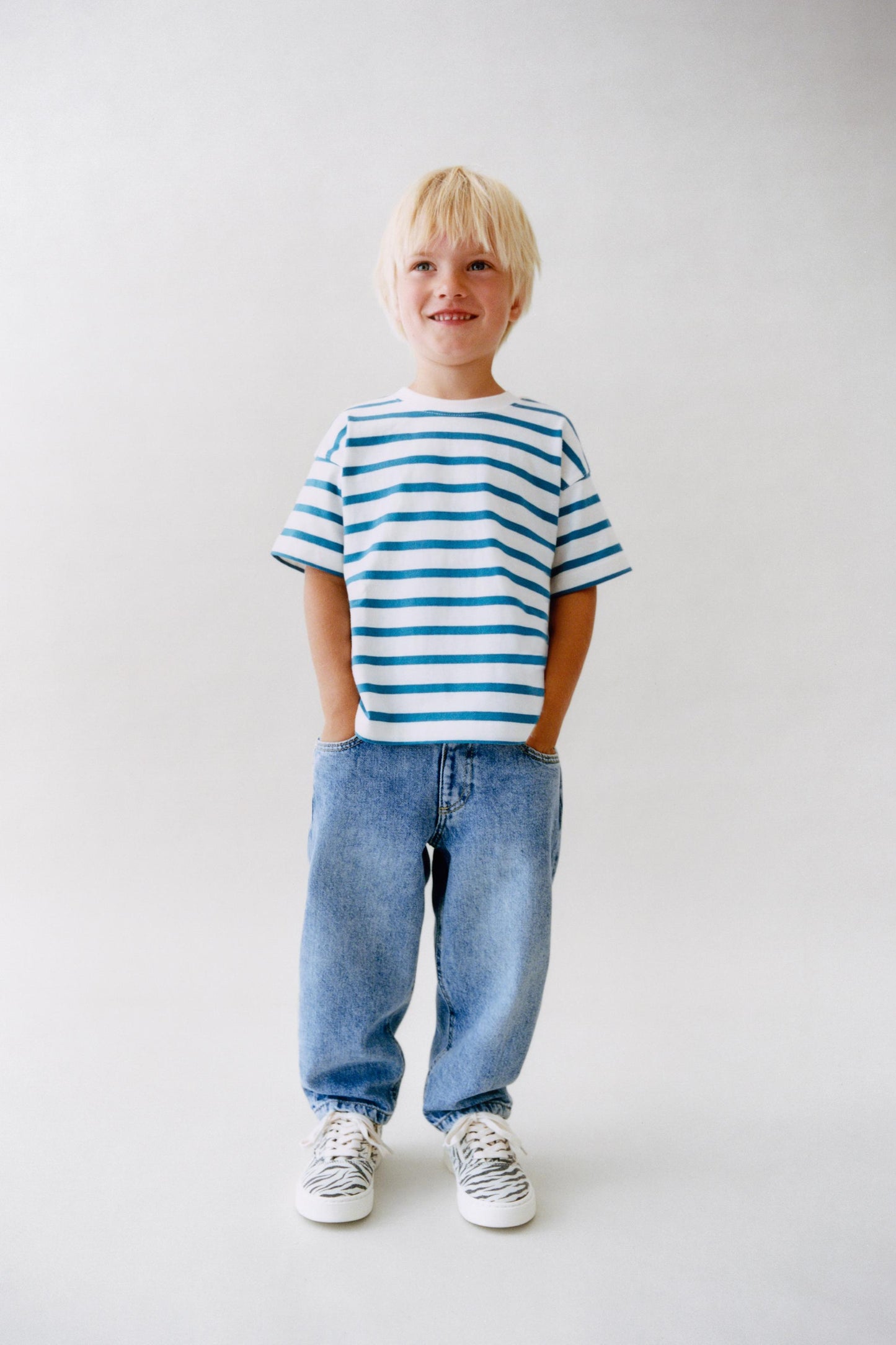 BAGGY DENIM PANTS