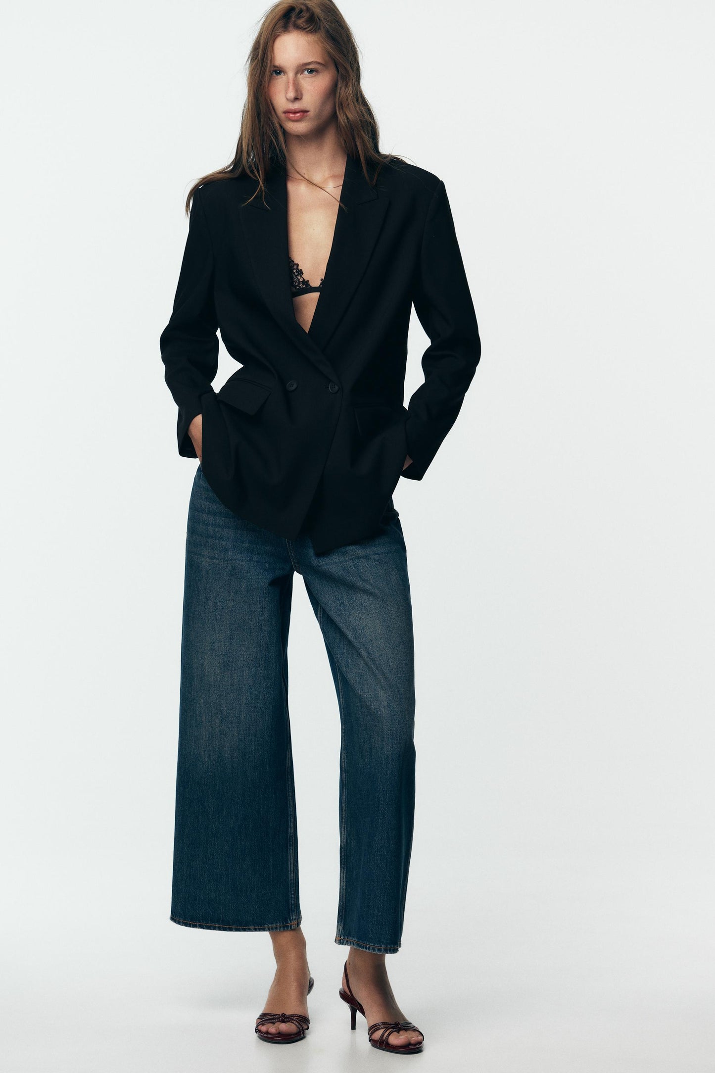 OVERSIZED DOUBLE-BREASTED BLAZER