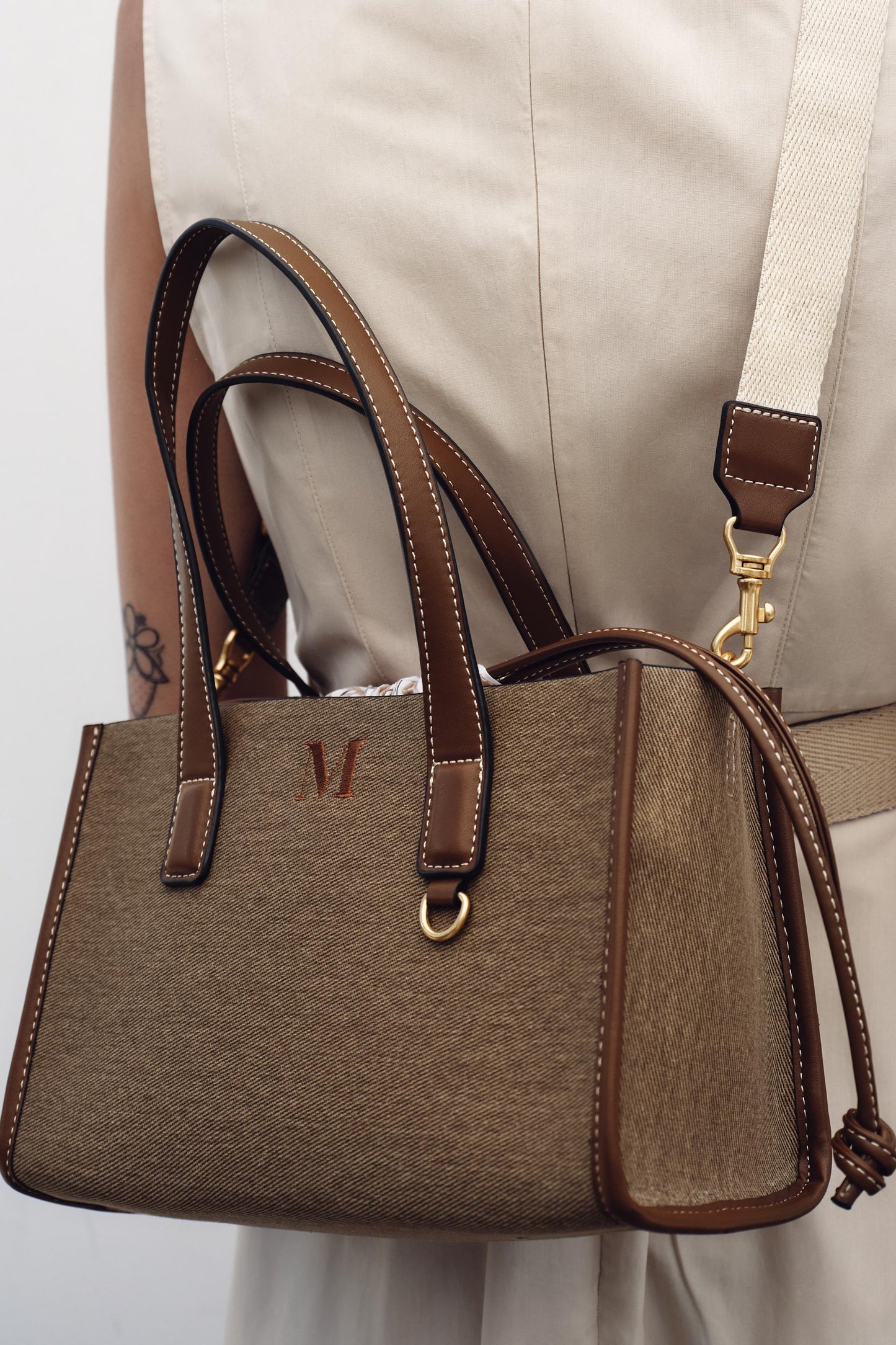 WOVEN SHOPPER BAG