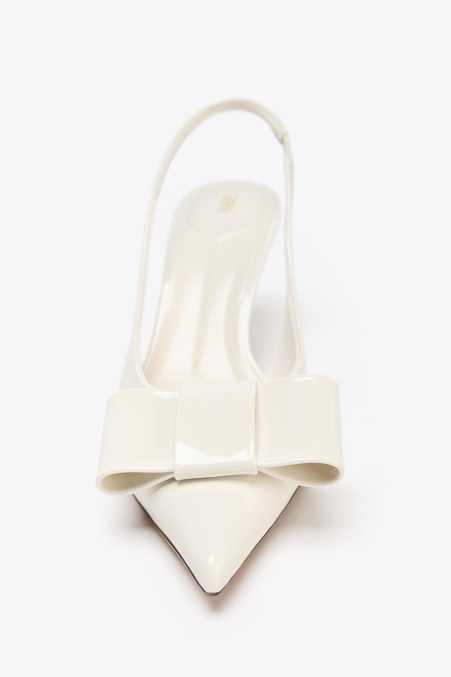 PATENT FINISH BOW HEELS